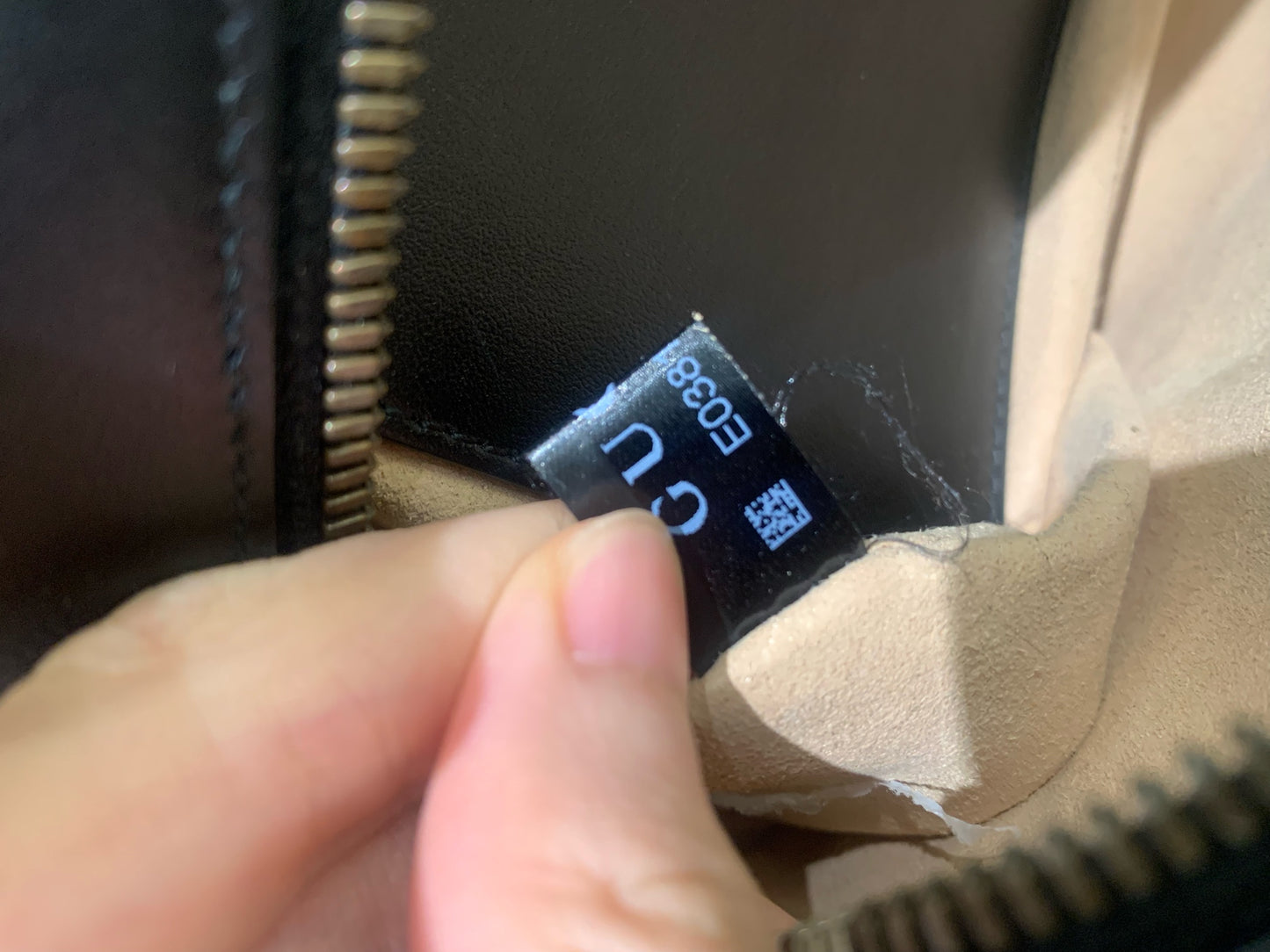 Gucci - GG Marmont Matelassé Mini Camera Bag - Leather - Black - (mini)