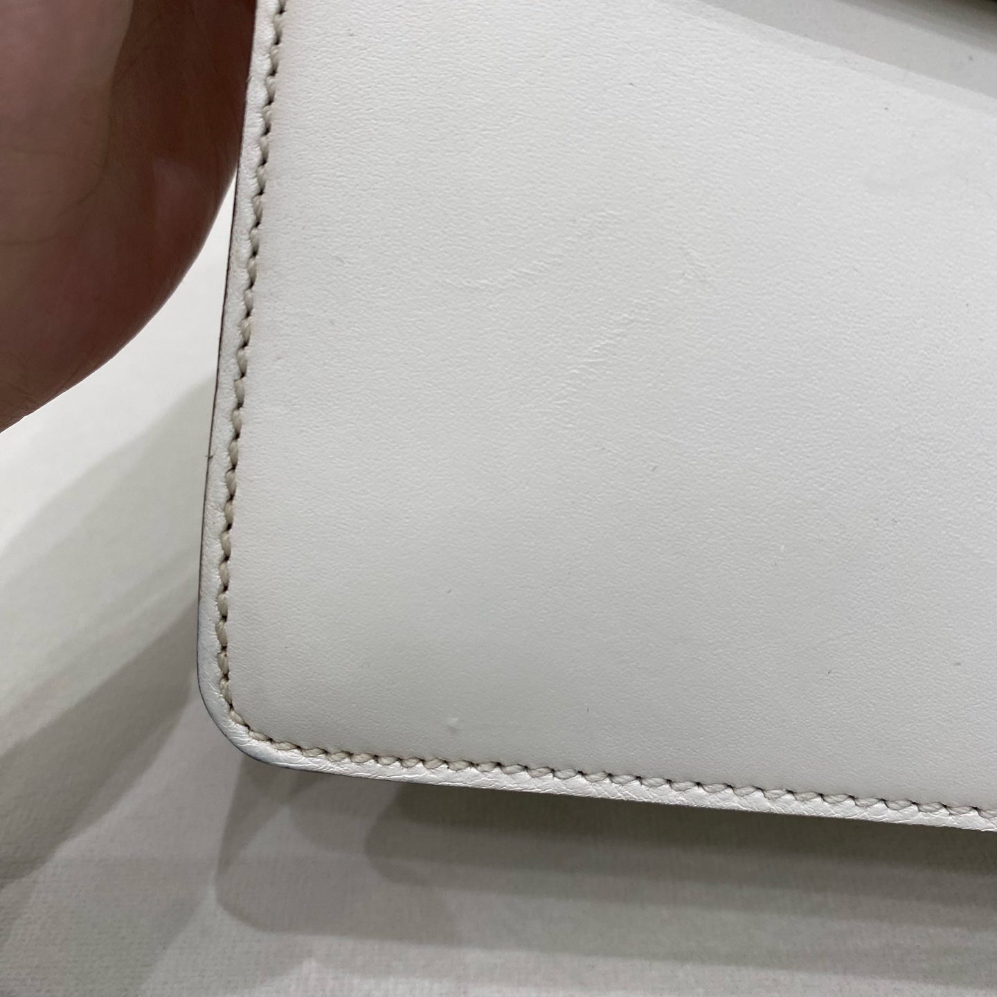 Gucci - Sylvie - Leather - White - (medium)