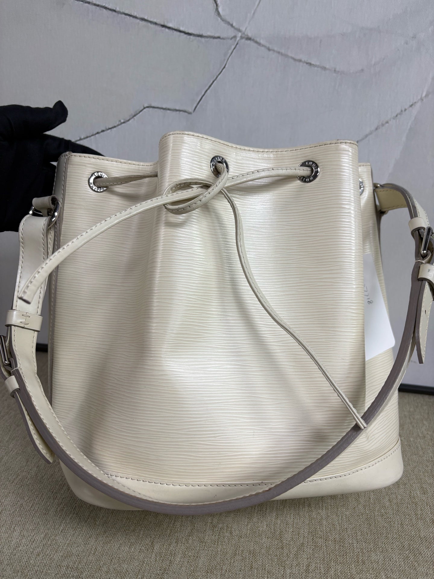 Louis Vuitton - Neonoe - Epi leather - Beige - (Medium)