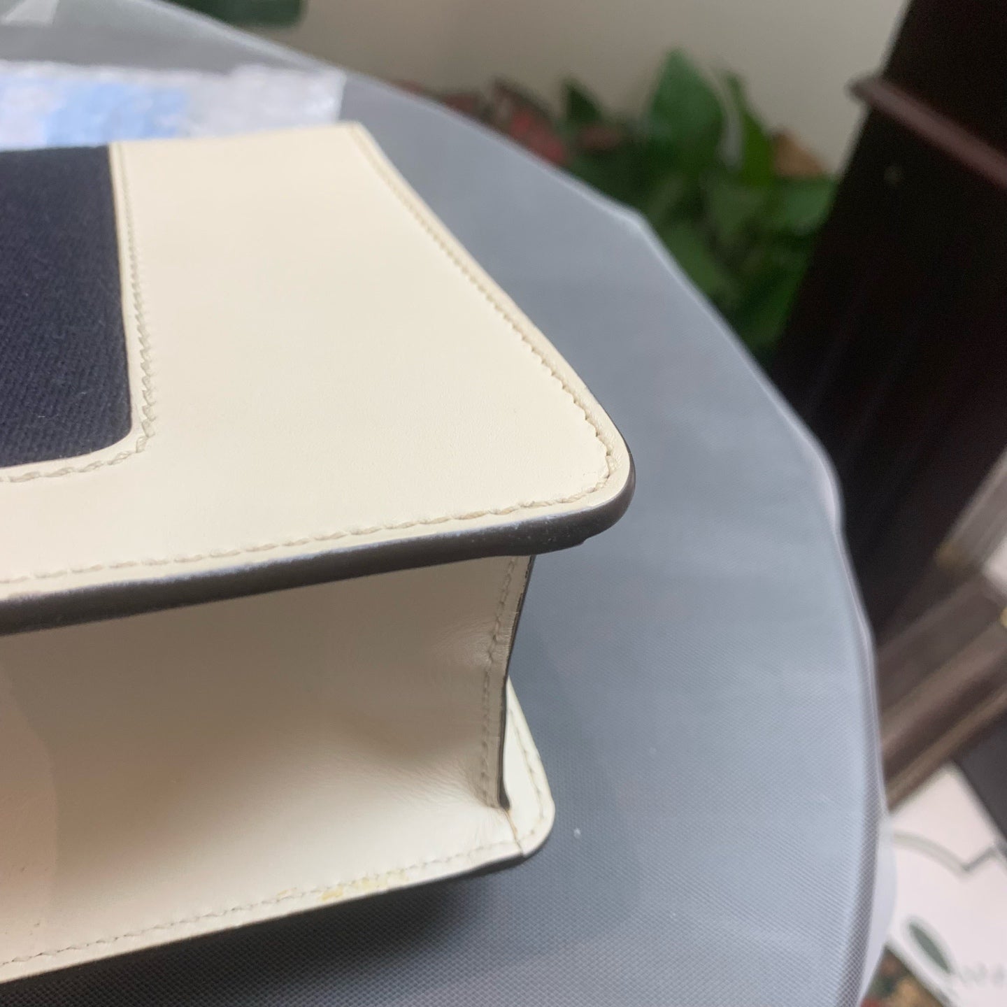 Gucci - Sylvie Small - Leather - Beige - (small)