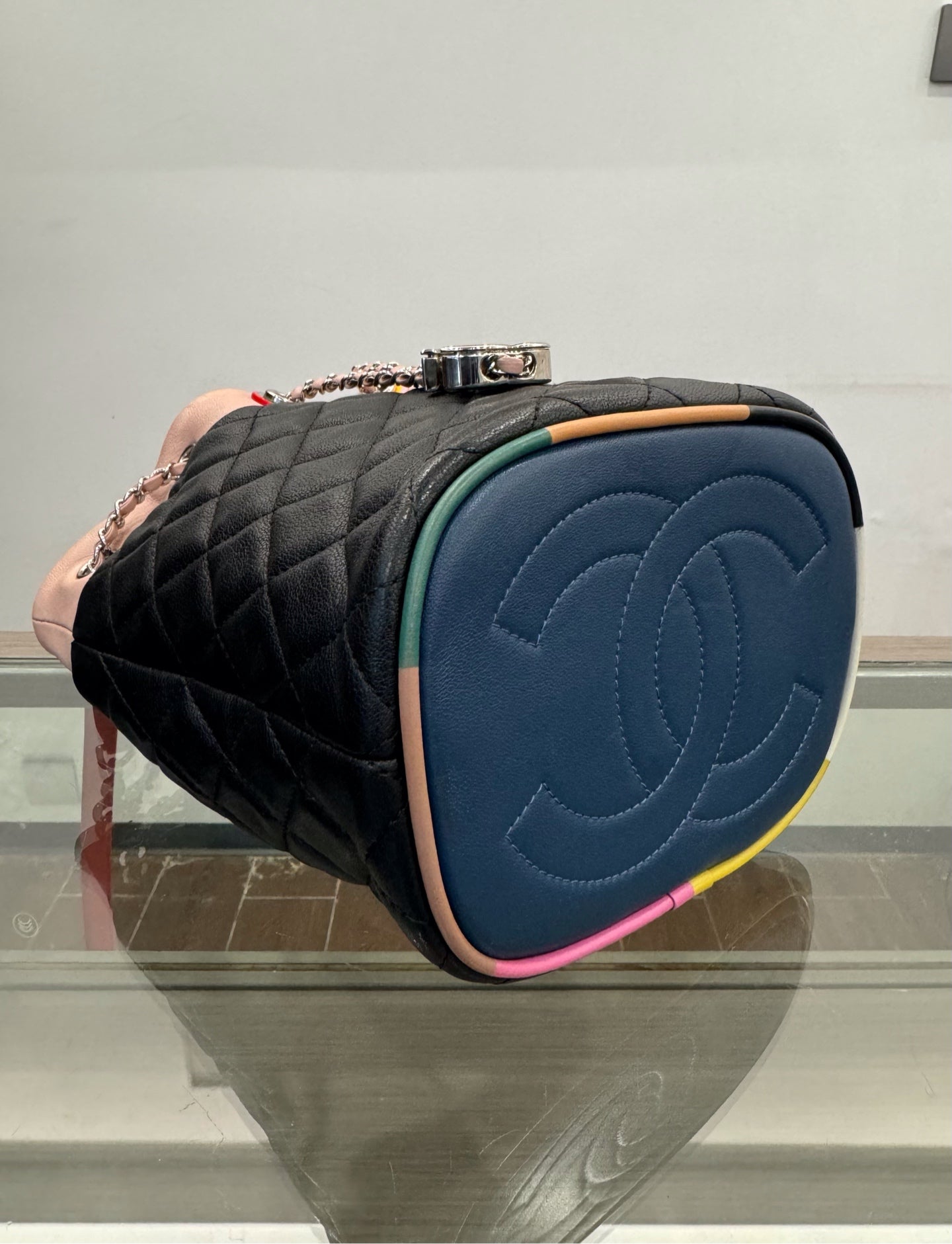 Chanel - Chanel Cuba Color Mini Bucket Bag - Leather - Multicolour - (mini)