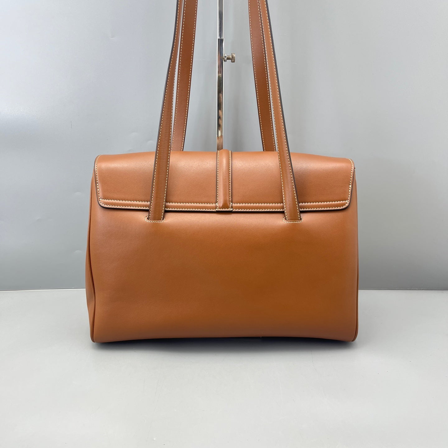 Celine - Soft 16 Medium - Leather - Camel - (Medium)