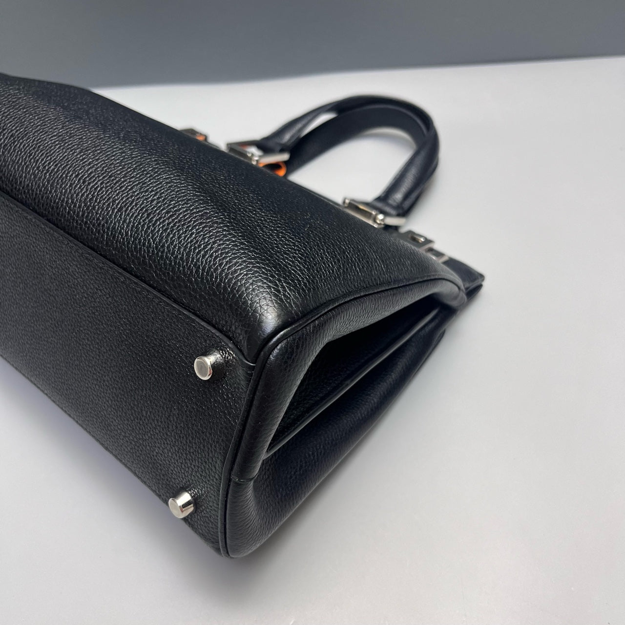 Gucci - Zumi - Pebbled leather - Black - (medium)