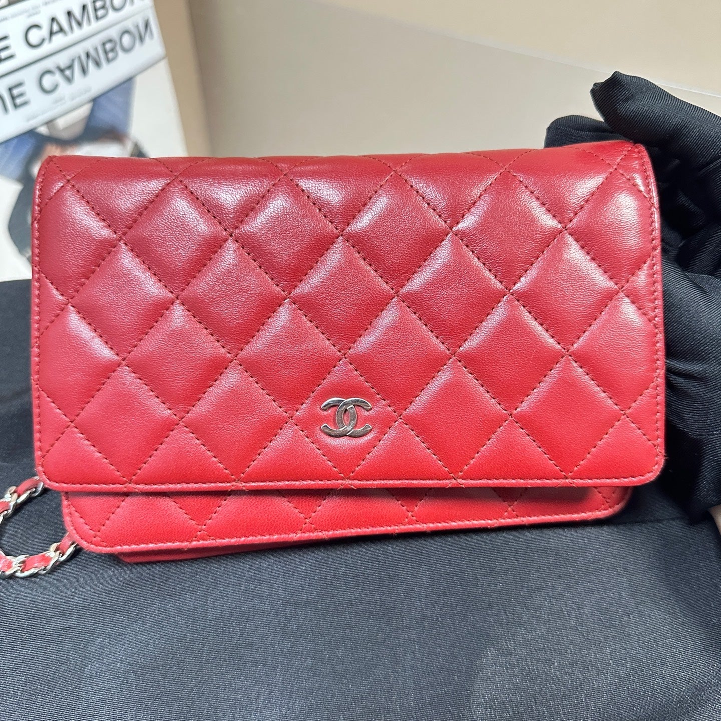 Chanel - Classic Quilted Wallet on Chain (WOC) - Lambskin leather - Red - (mini)