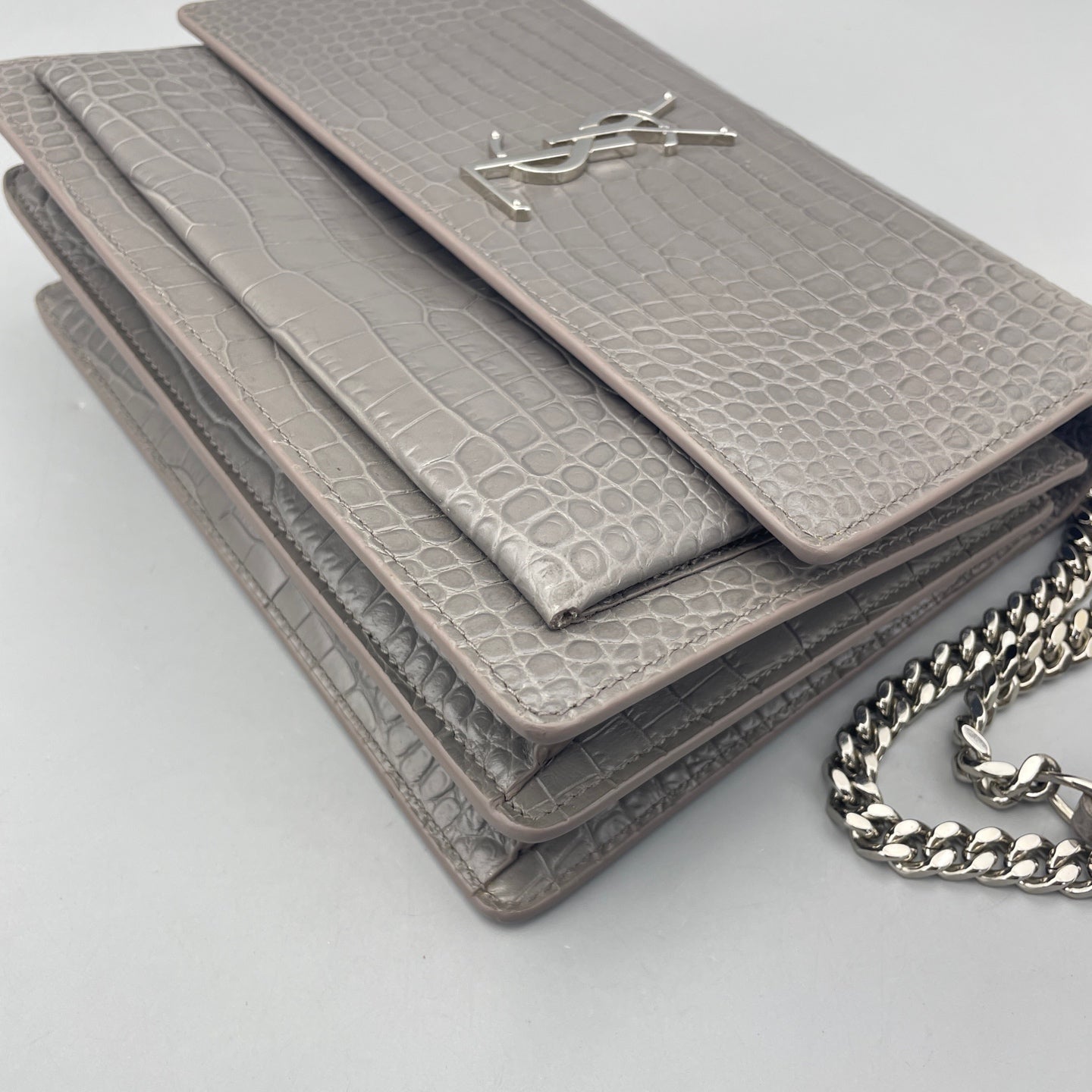 Saint Laurent - Sunset - Calfskin leather with crocodile embossing - Grey - (Medium)