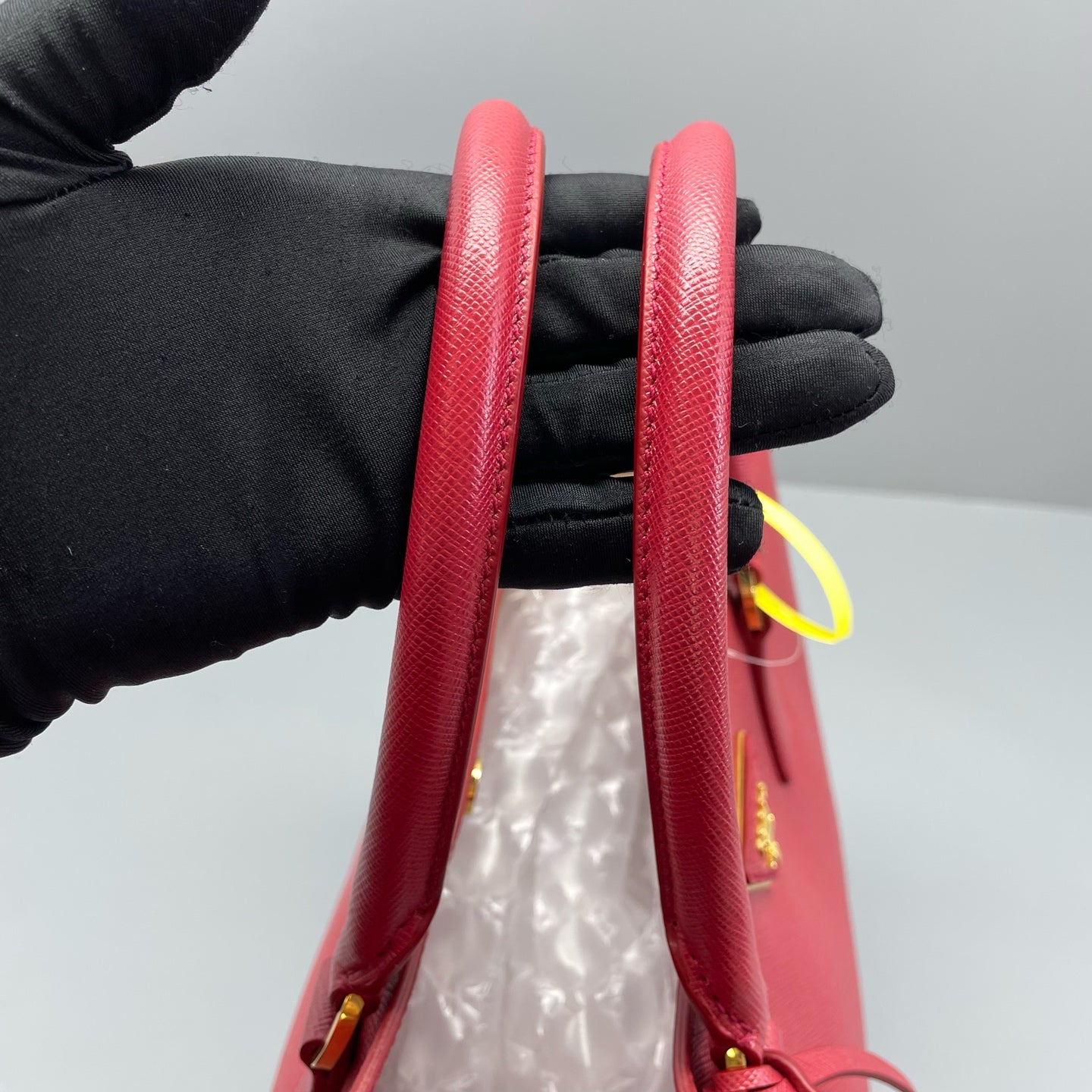Prada - Saffiano Lux Tote - Saffiano leather - Red - (Large)