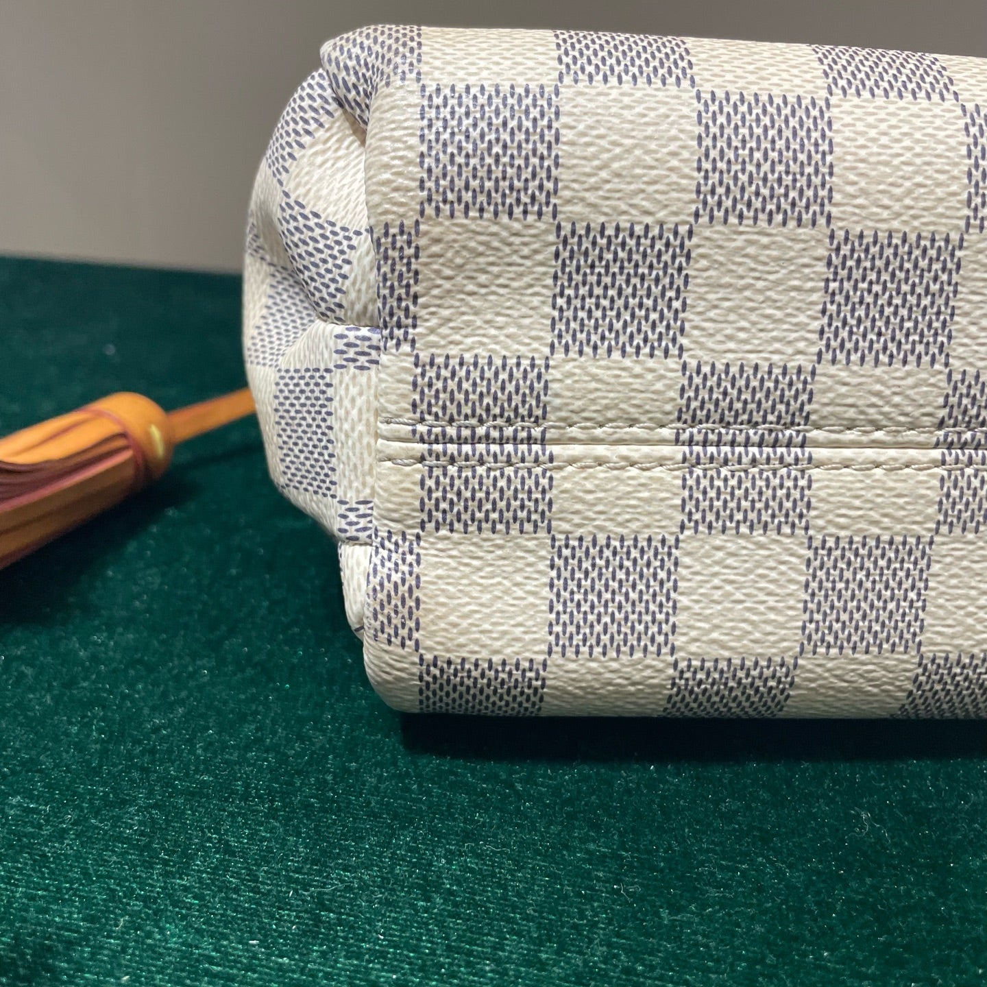 Louis Vuitton - Pallas Tassel - Damier Azur coated canvas with Vachetta leather trim - White - (Small)