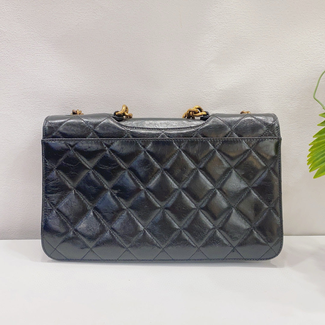 Chanel - Mumbai Vintage Chain Bag - Oil-wax leather - Black - (medium)