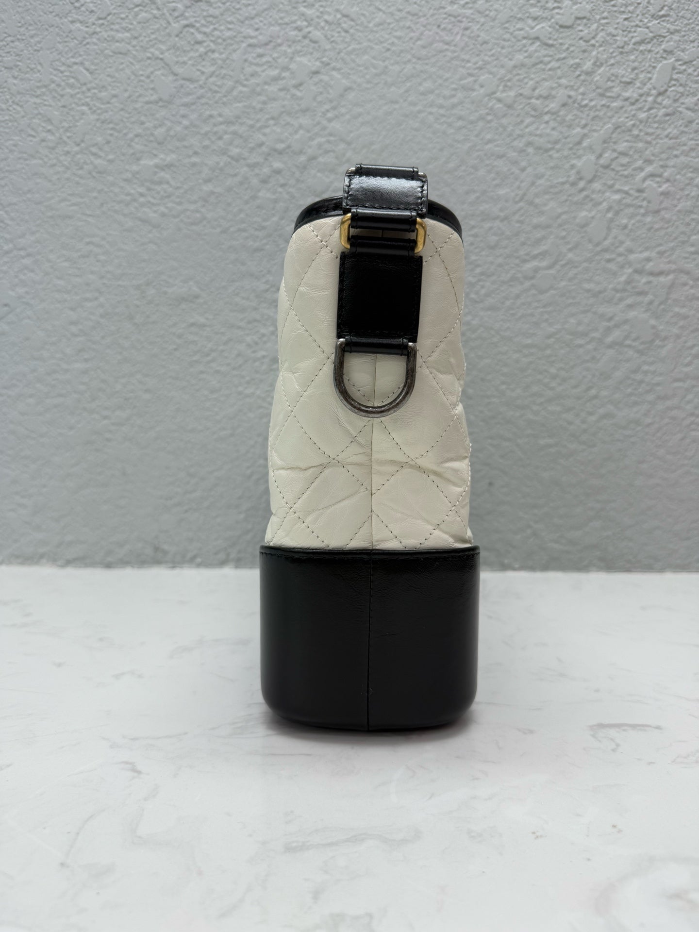 Chanel - Gabrielle Hobo Bag - Aged calfskin leather and smooth calfskin leather - Black and White - (Medium)