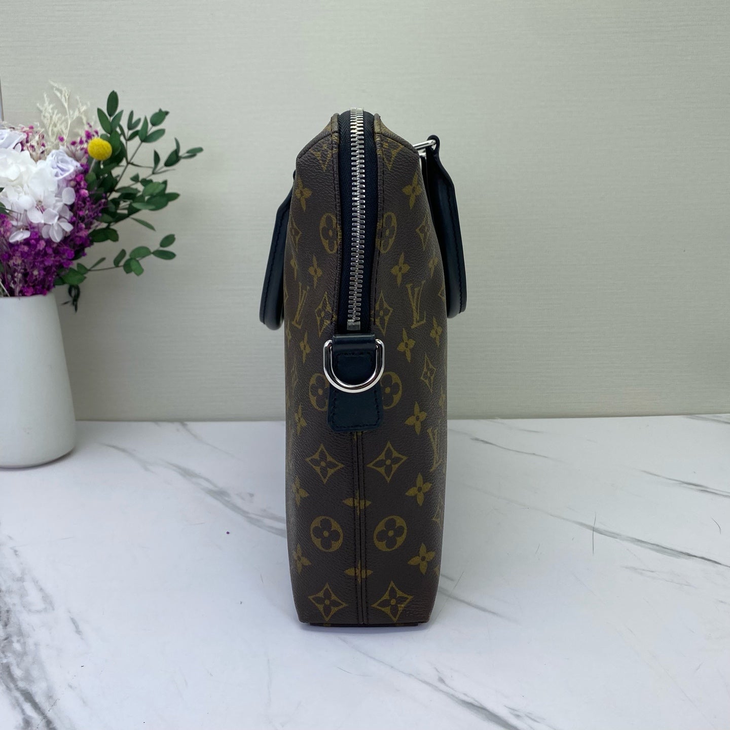 Louis Vuitton - Porte-Documents Monogram - Monogram coated canvas with leather trim - Brown - (large)