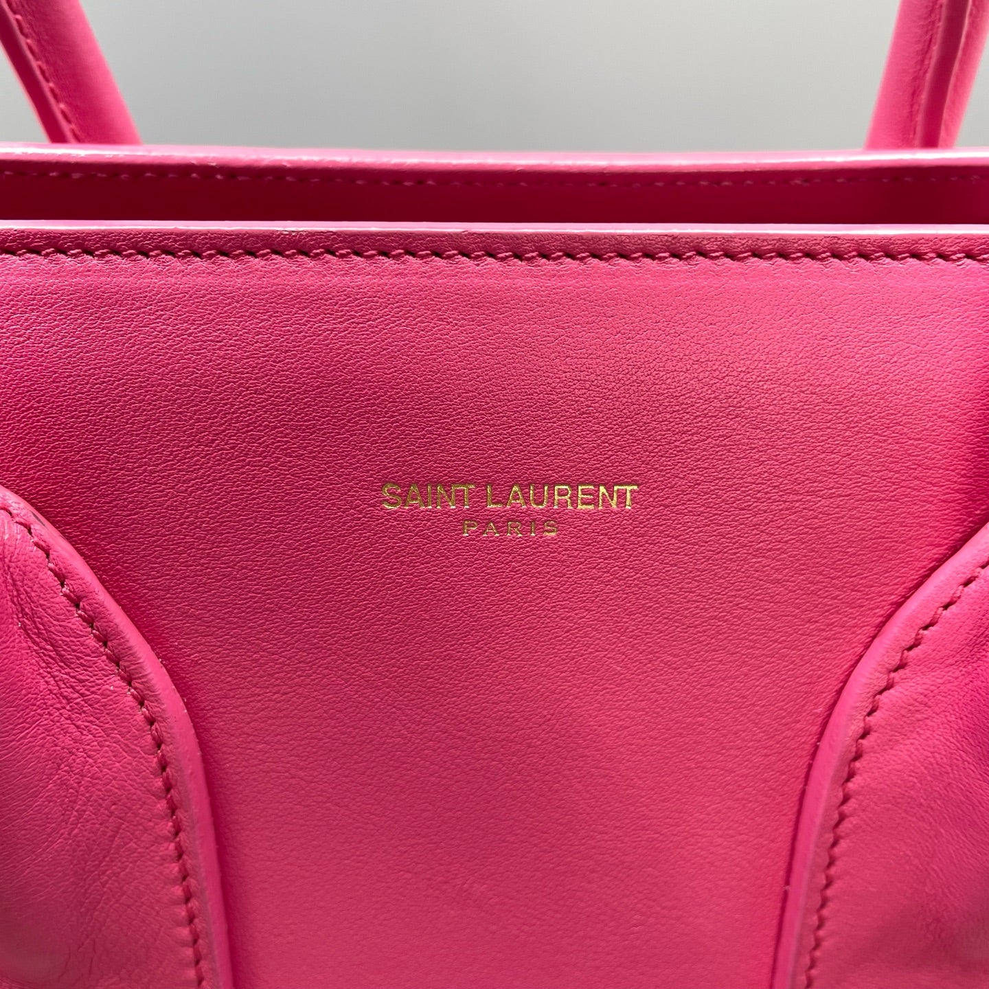 Saint Laurent - Sac de Jour (Accordion Handbag) - Calfskin leather - Pink with Gold-Tone Hardware - (medium)