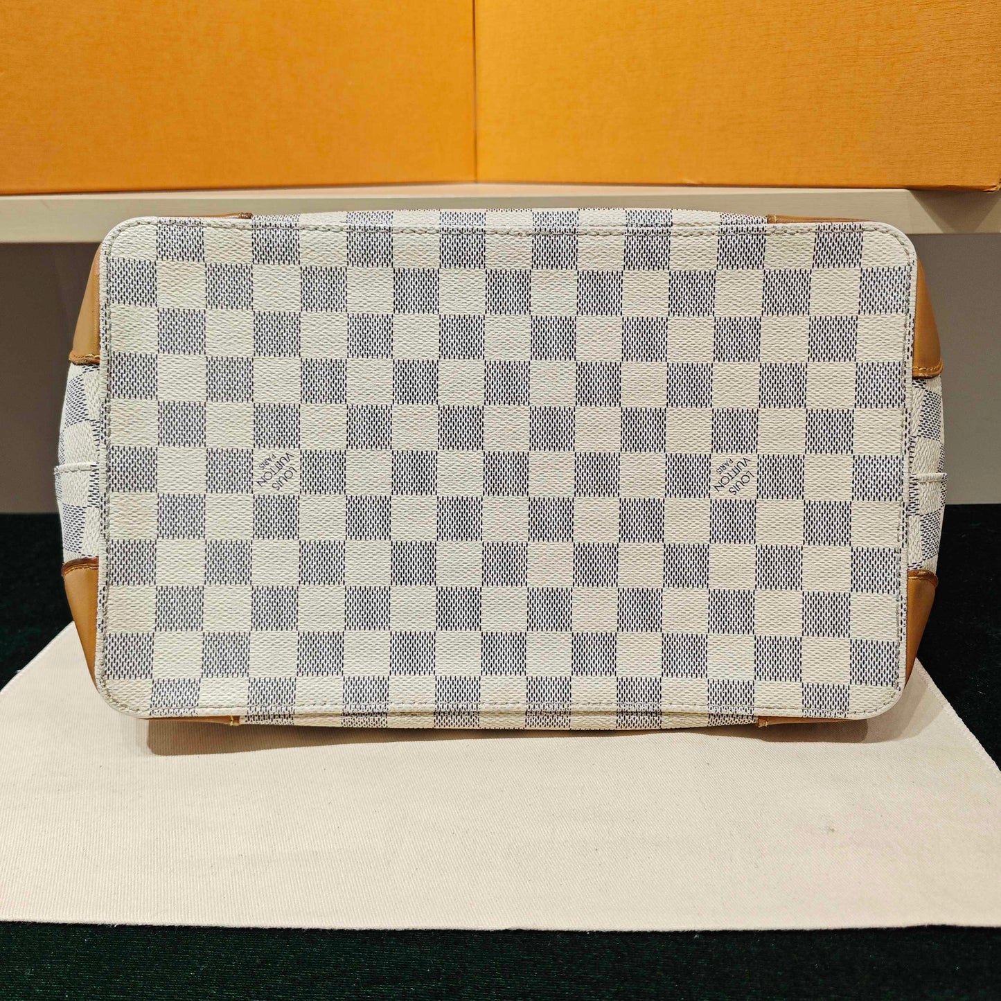 Louis Vuitton - Saleya MM (estimated) - Damier Azur coated canvas with Vachetta leather trim - White - (Medium)