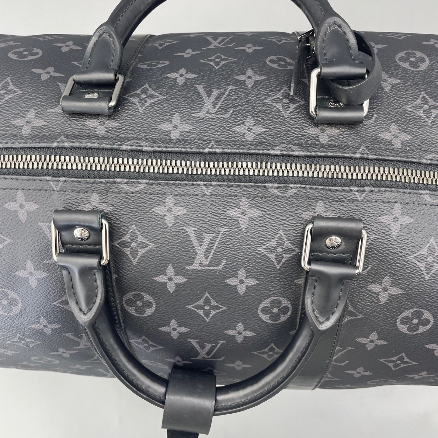 Louis Vuitton - Keepall Bandouliere 55 - Monogram Eclipse coated canvas with leather trim - Black - (Large)