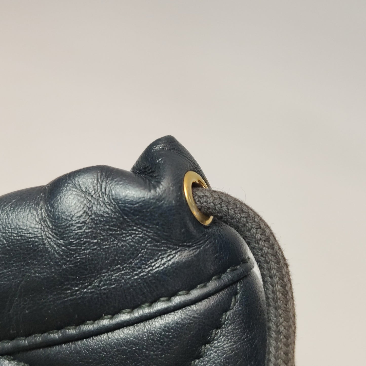 Gucci - GG Marmont Mini Bucket Bag - Leather - Black - (mini)