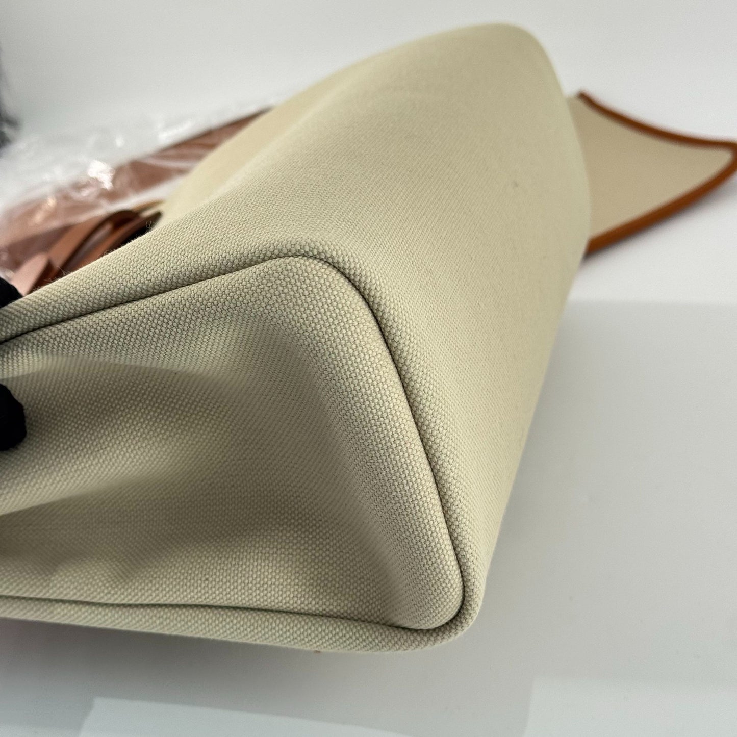 Hermes - Herbag Zip 31 Retourne - Canvas and Leather - Beige and Brown with Gold-Tone Hardware - (Medium)