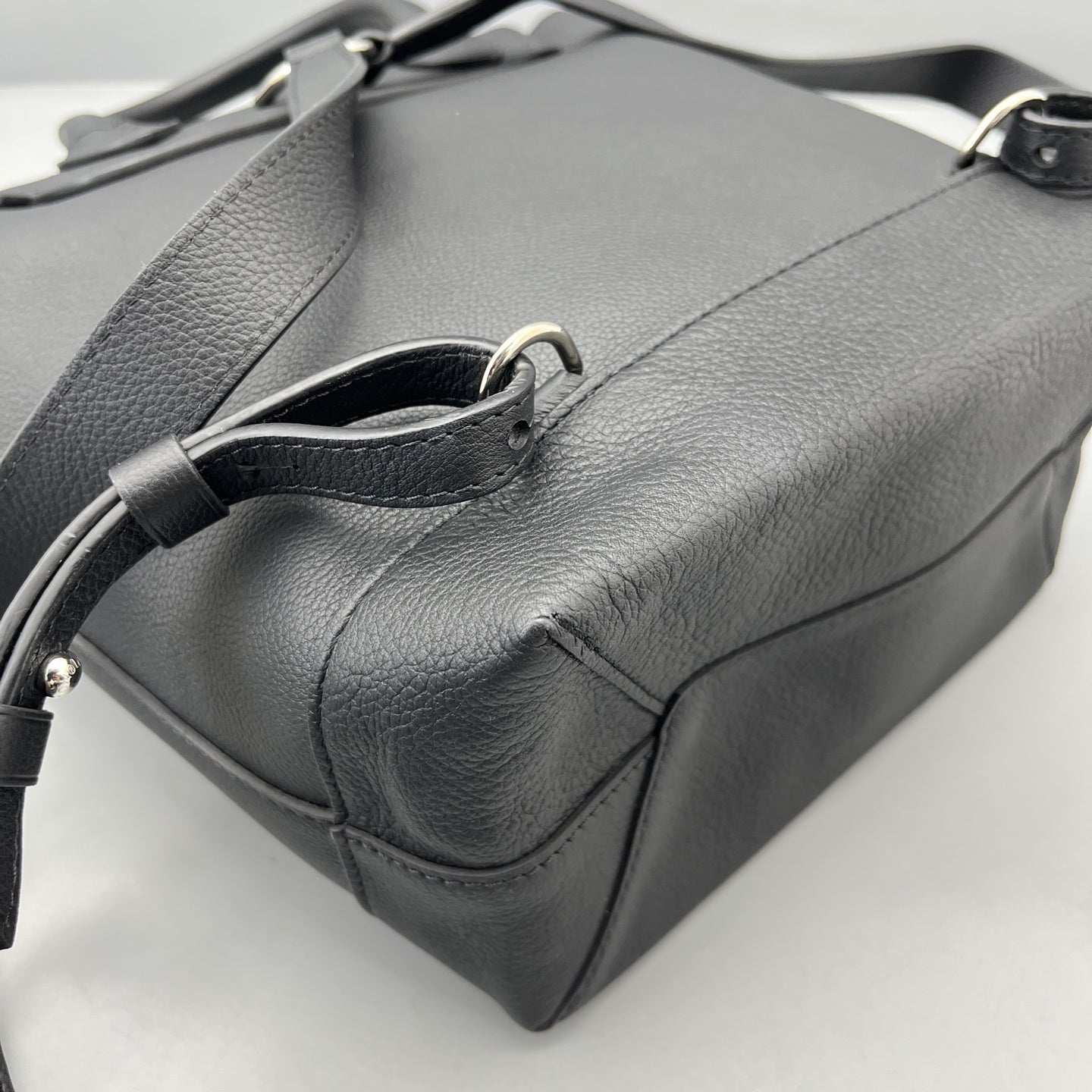 Louis Vuitton - Lockme Backpack - Leather - Black - (small)