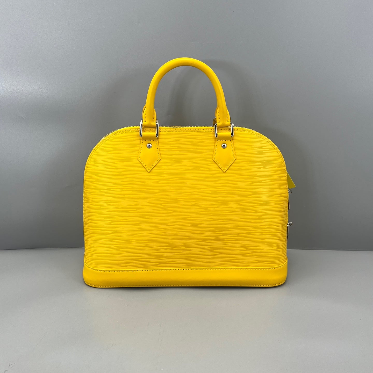 Louis Vuitton - Alma PM - Epi Leather - Yellow - (Medium)
