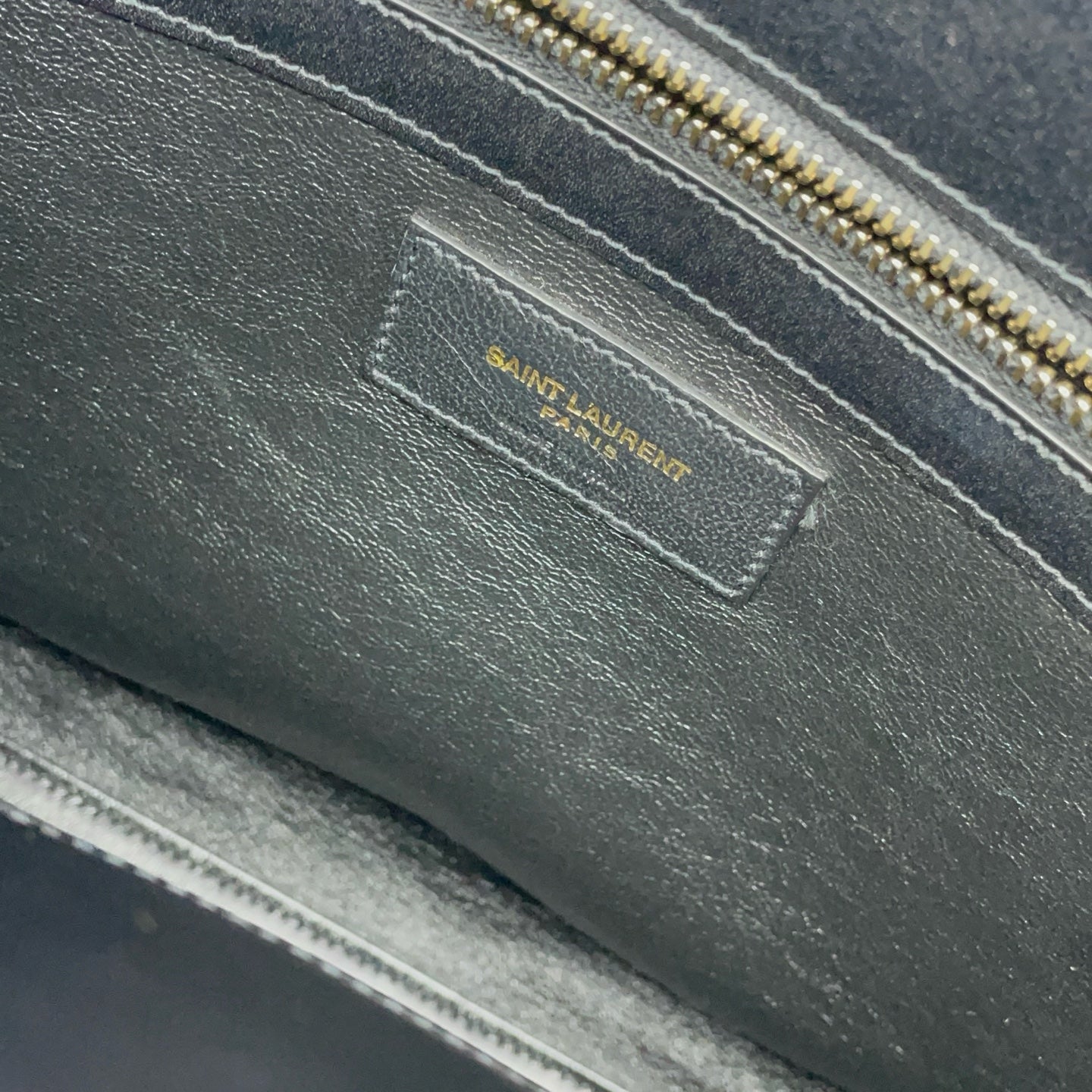 Saint Laurent - Manhattan - Smooth calfskin leather - Black - (Medium)