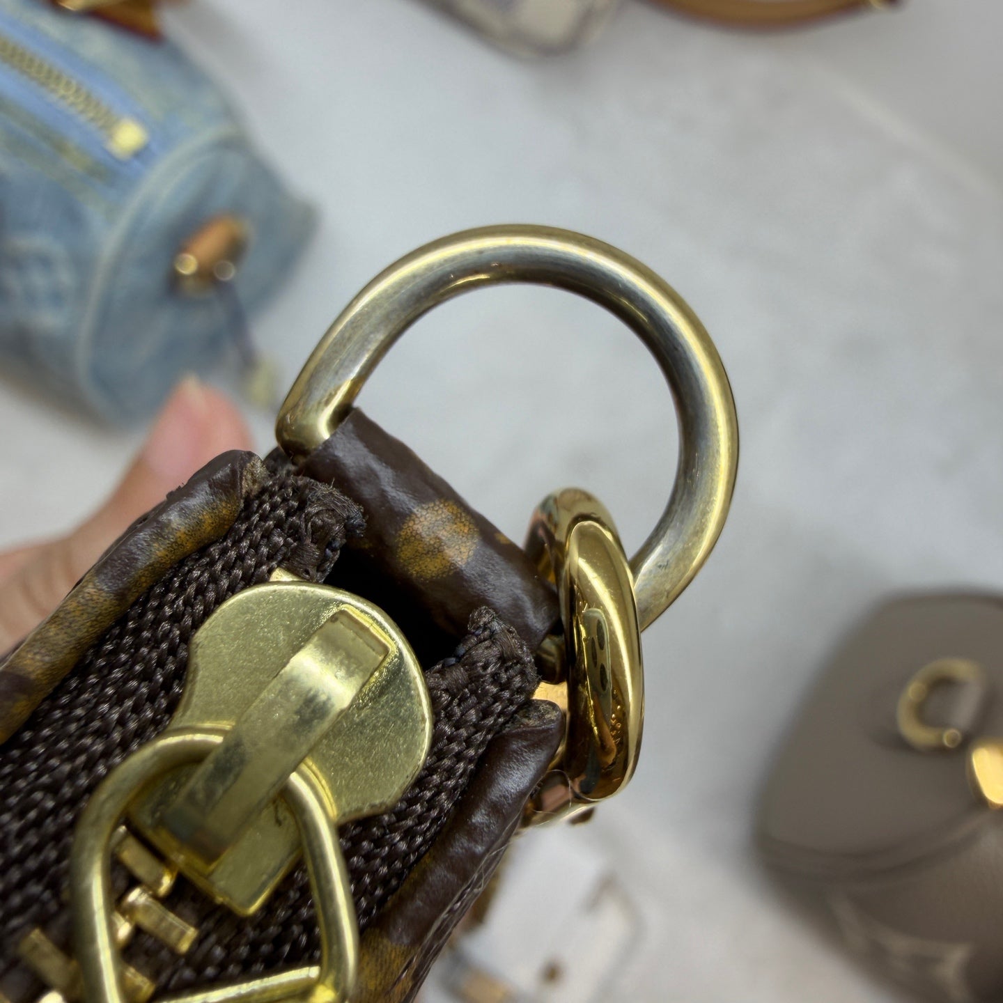 Louis Vuitton - Mini Pochette Accessories - Monogram coated canvas with Vachetta leather trim - Brown - (mini)