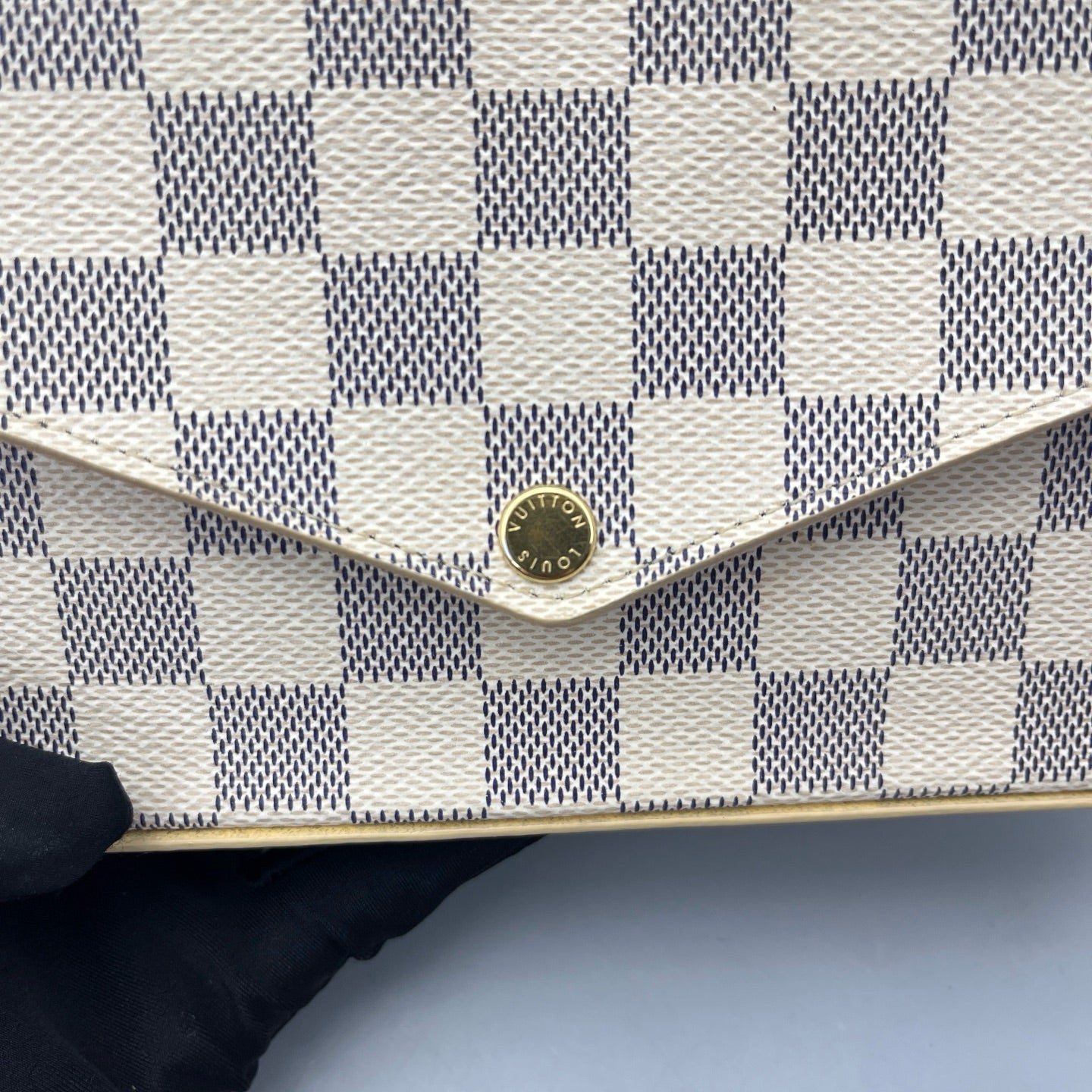 Louis Vuitton - Felicie Pochette - Damier Azur coated canvas with leather trim - White - (Mini)