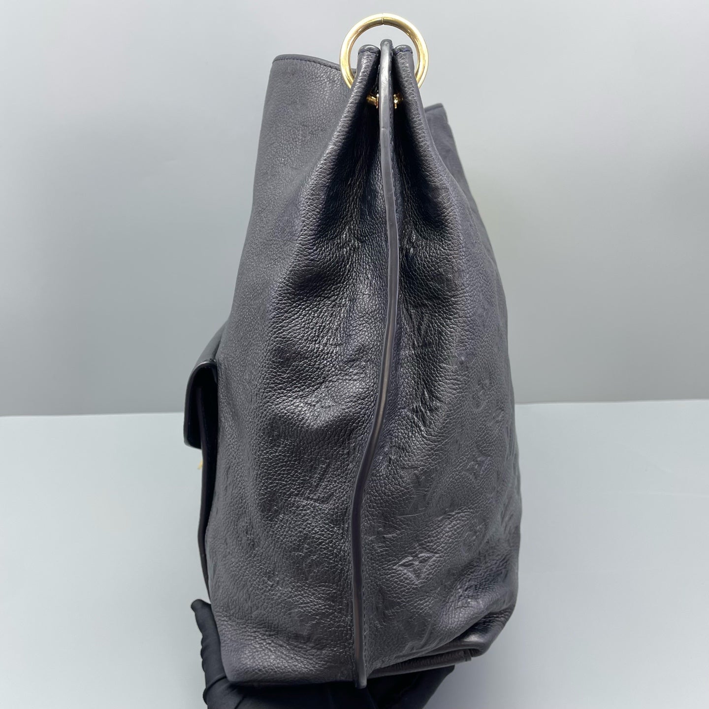 Louis Vuitton - Hobo - Leather - Black - (medium)