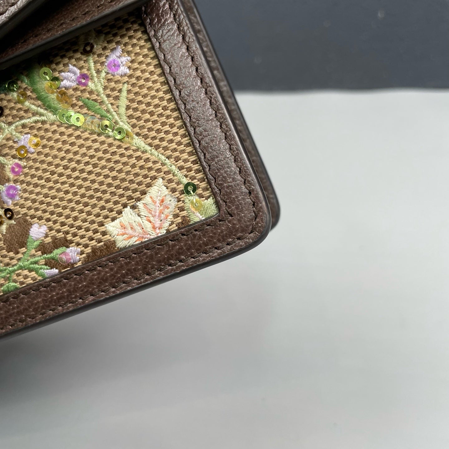 Gucci - Dionysus Mini Chain Bag - GG Supreme canvas with leather trim, sequin and embroidery embellishments - Brown - (mini)