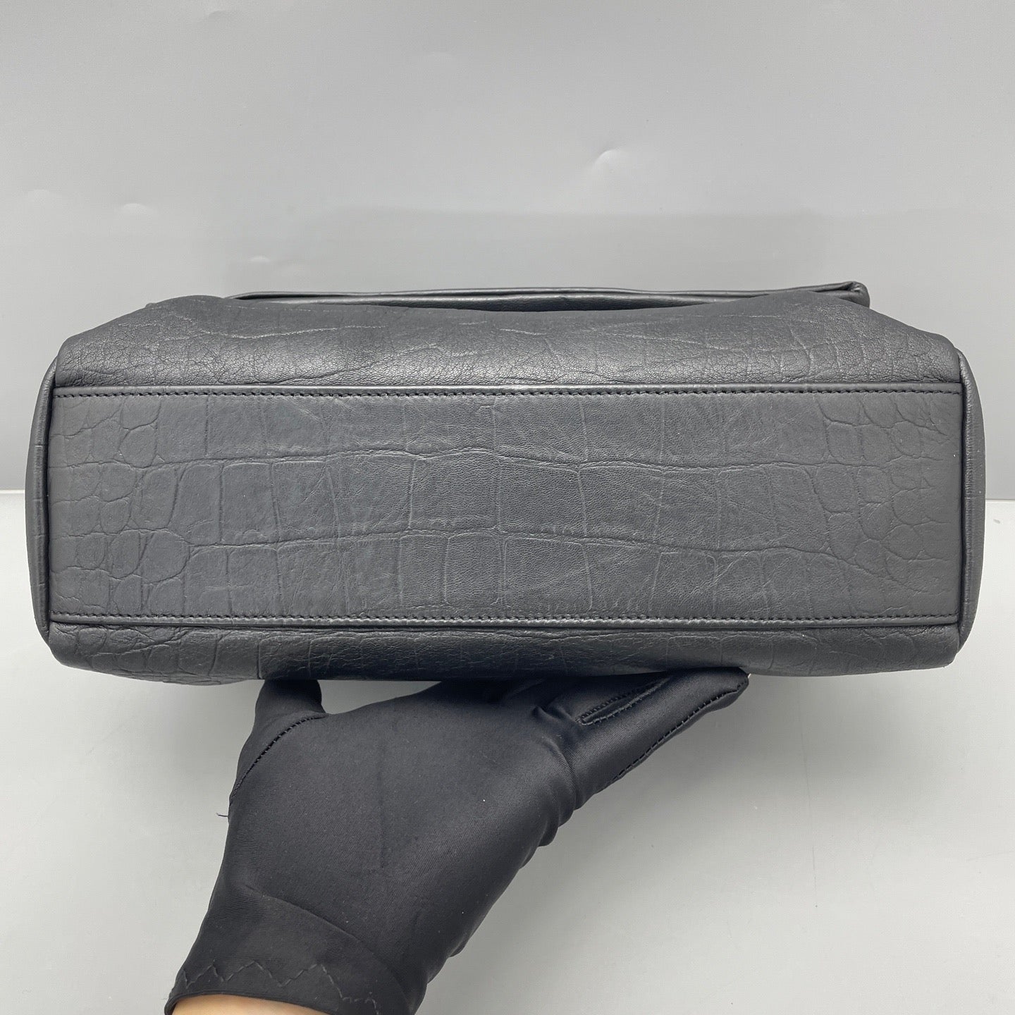 Saint Laurent - Hollywood Chain Flap Bag - Matte crocodile-embossed leather - Black - (medium)