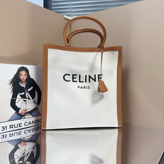 Celine - Cabas - Canvas and Leather - White and Brown - (large)