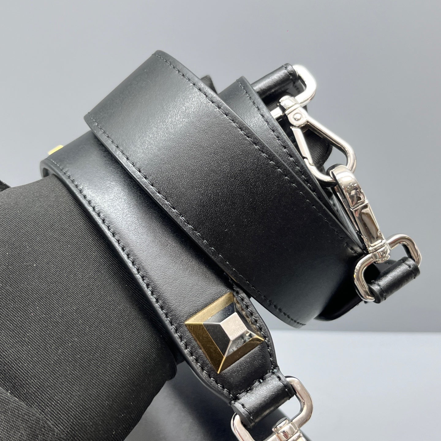 Fendi - Monster Messenger Bag - Leather - Black - (medium)