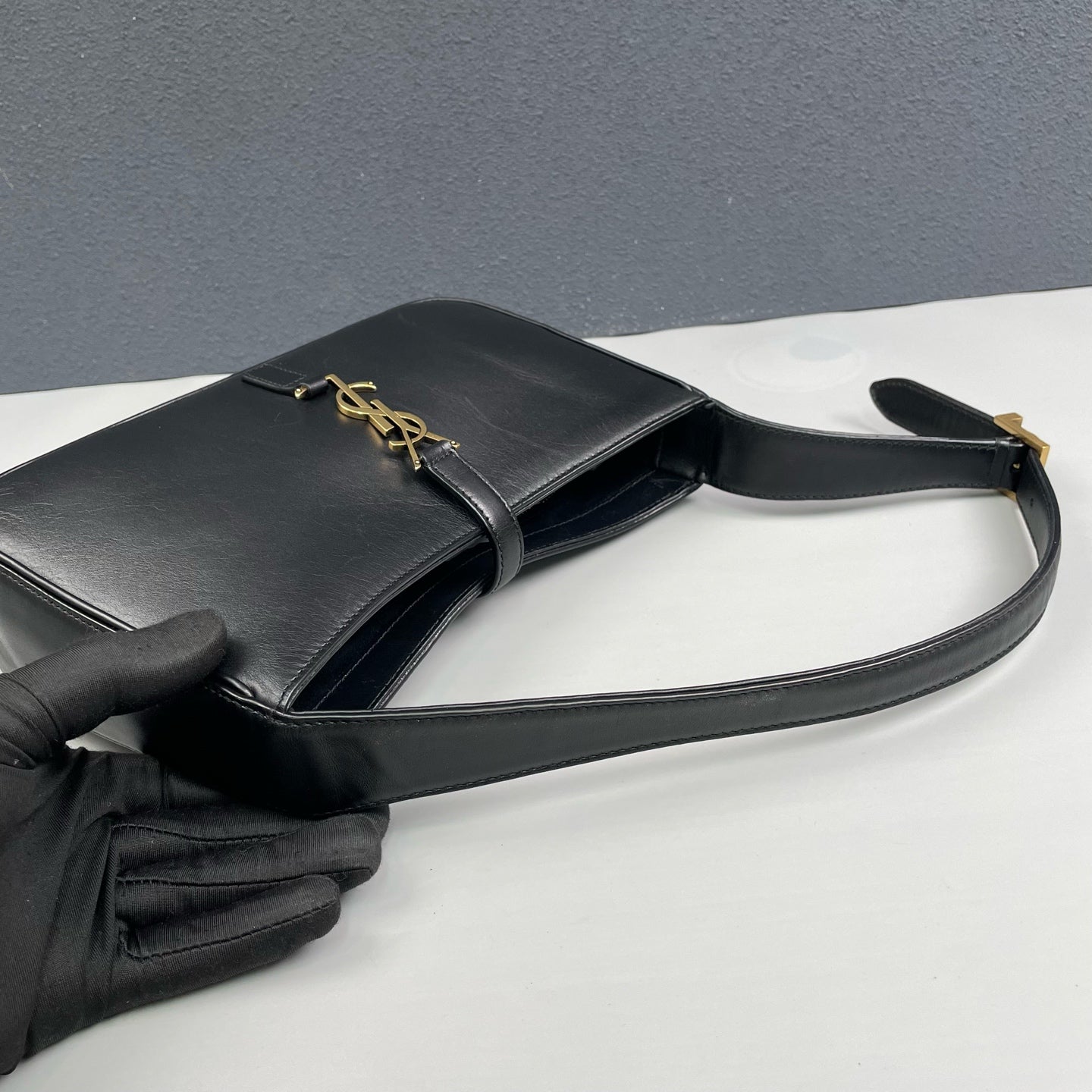 Saint Laurent - LE 5 A 7 - Leather - Black - (mini)
