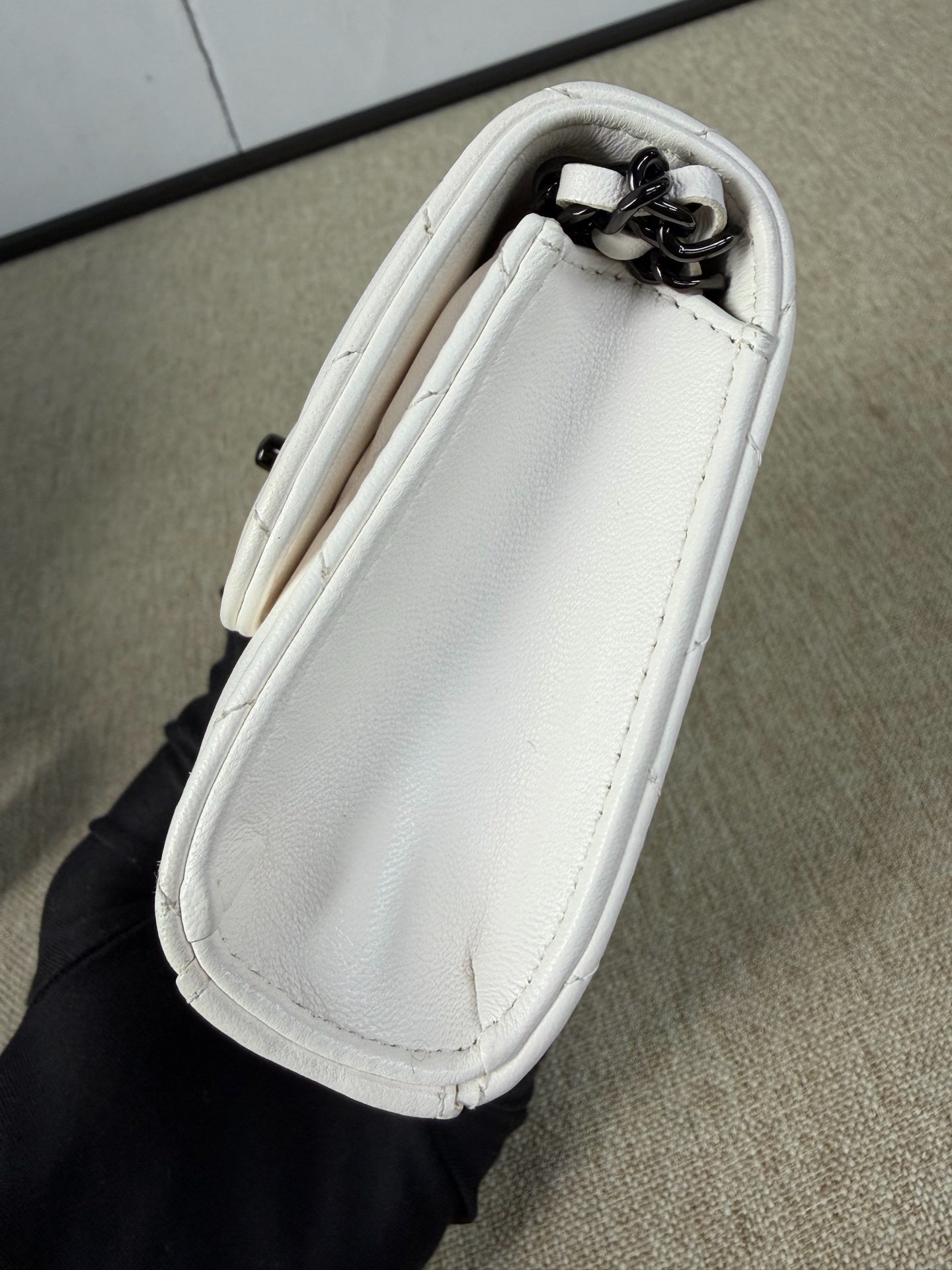 Chanel - Trendy CC Mini Box Bag - Lambskin leather - White - (mini)