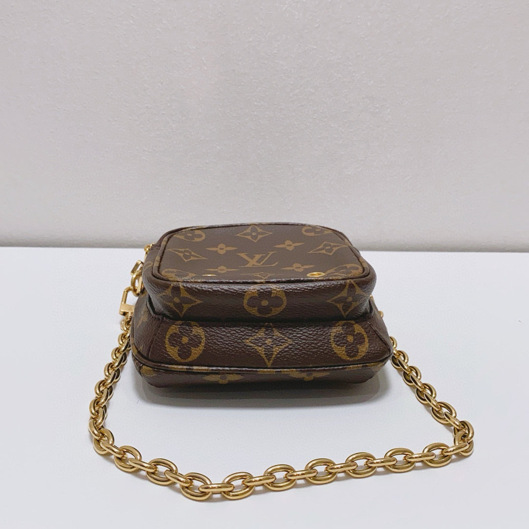 Louis Vuitton - Utility Phone Pocket - Monogram coated canvas with leather trim - Brown - (mini)