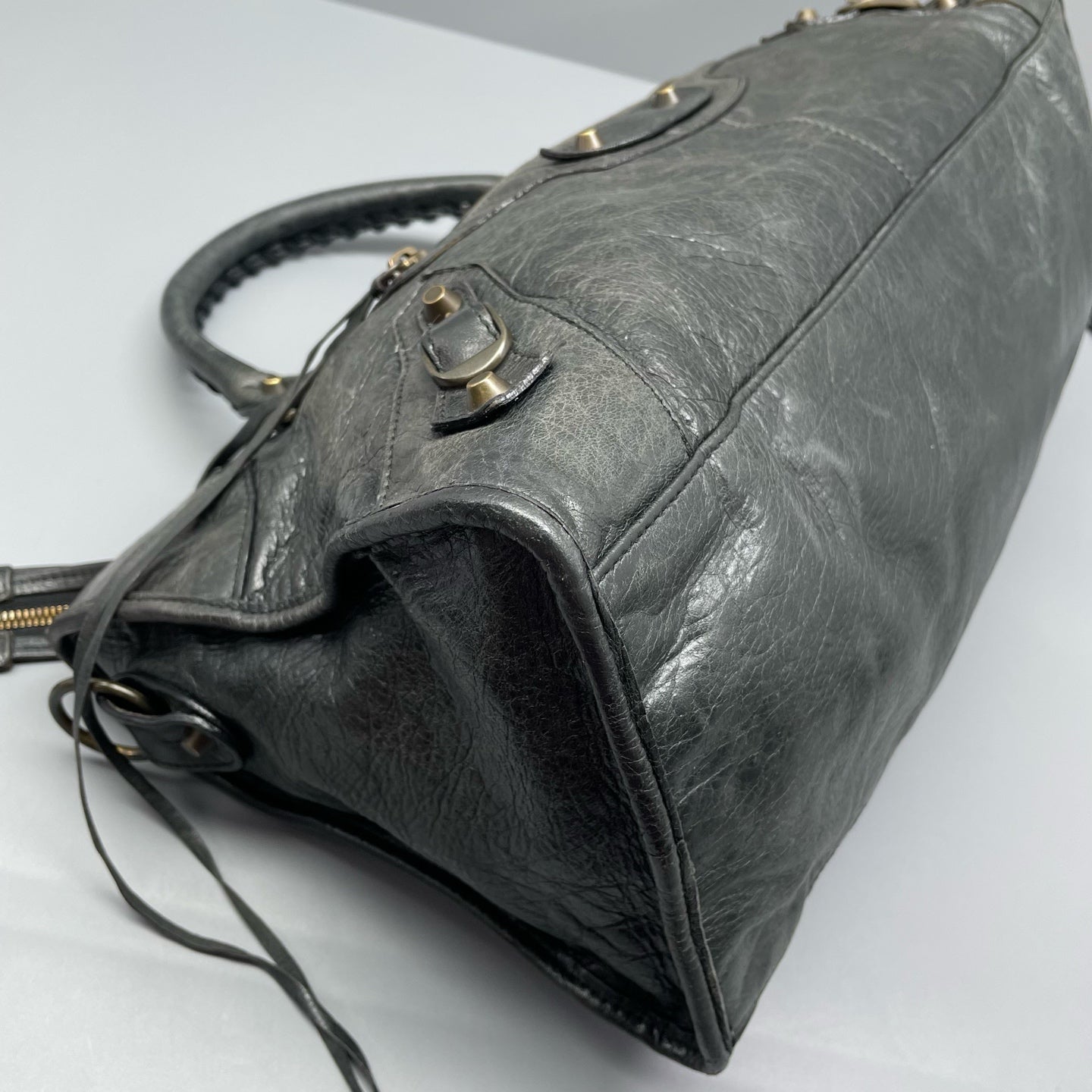 Balenciaga - City Bag - Distressed lambskin leather - Deep Grey - (large)