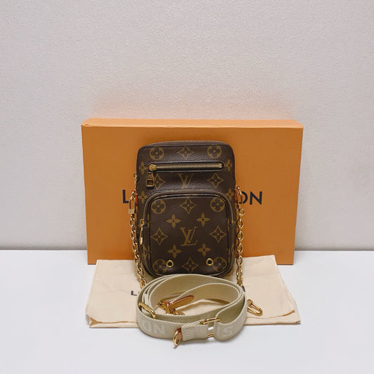Louis Vuitton - Utility Phone Pocket - Monogram coated canvas with leather trim - Brown - (mini)