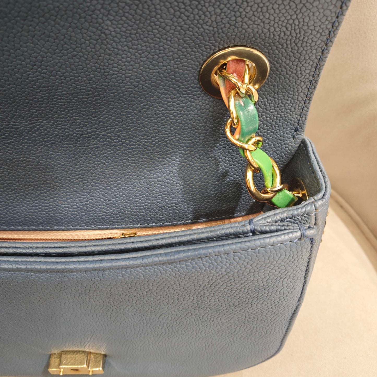 Chanel - Cuba Messenger Bag - Caviar leather - Blue - (Small)