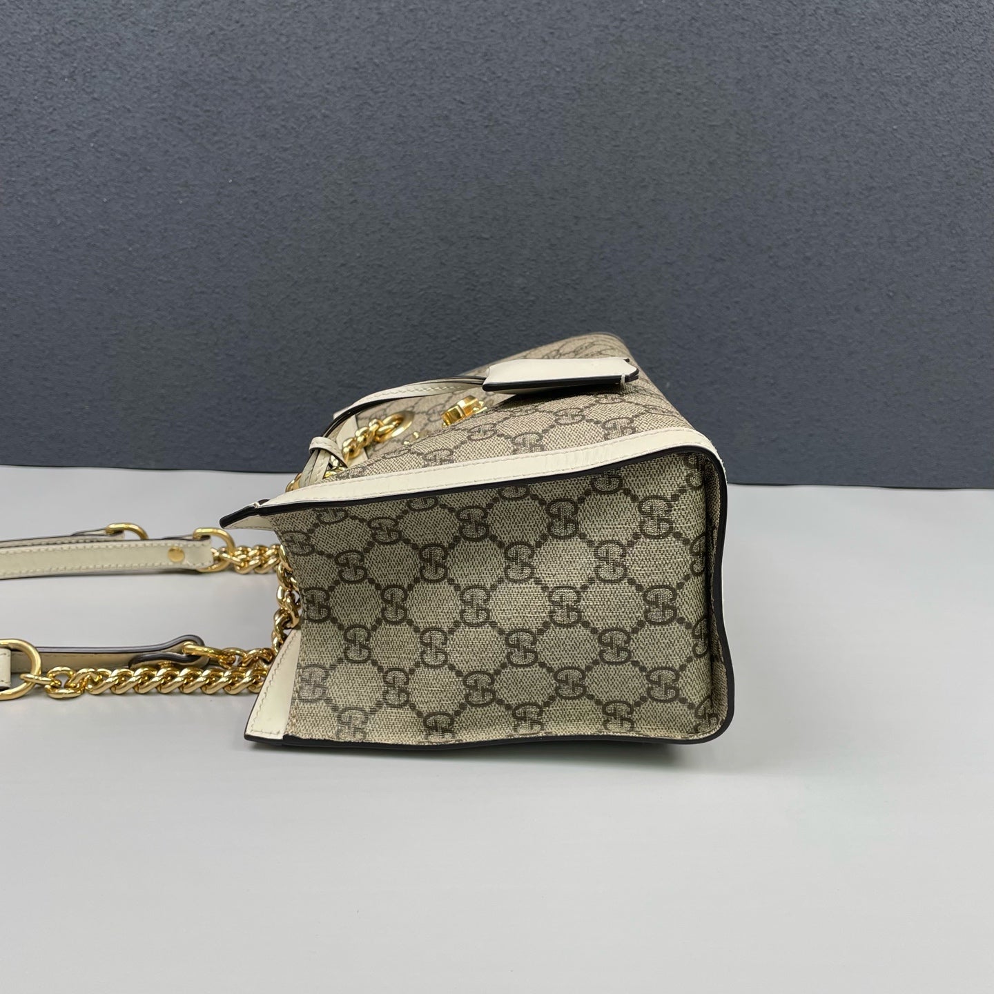 Gucci - Padlock Small Tote Bag - GG Supreme canvas with leather trim - Beige and Cream with Gold-Tone Hardware - (Small)