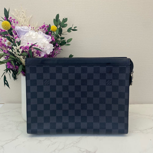Louis Vuitton - Pochette Voyage - Damier Graphite canvas with leather trim - Black - (medium)