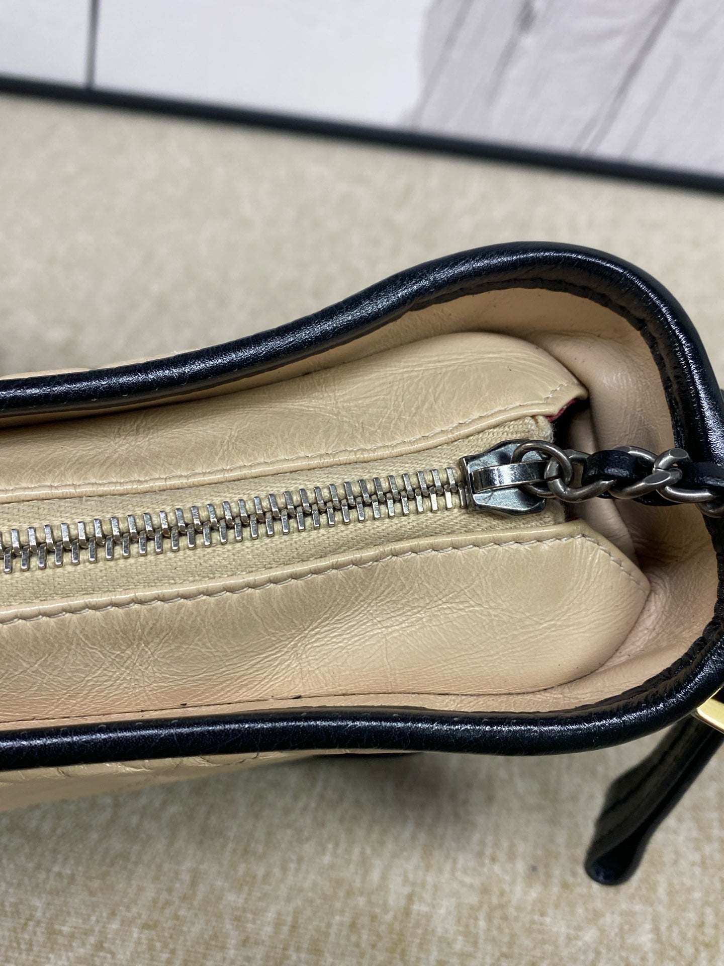 Chanel - Gabrielle Hobo Bag Small - Leather - Multicolour - (small)