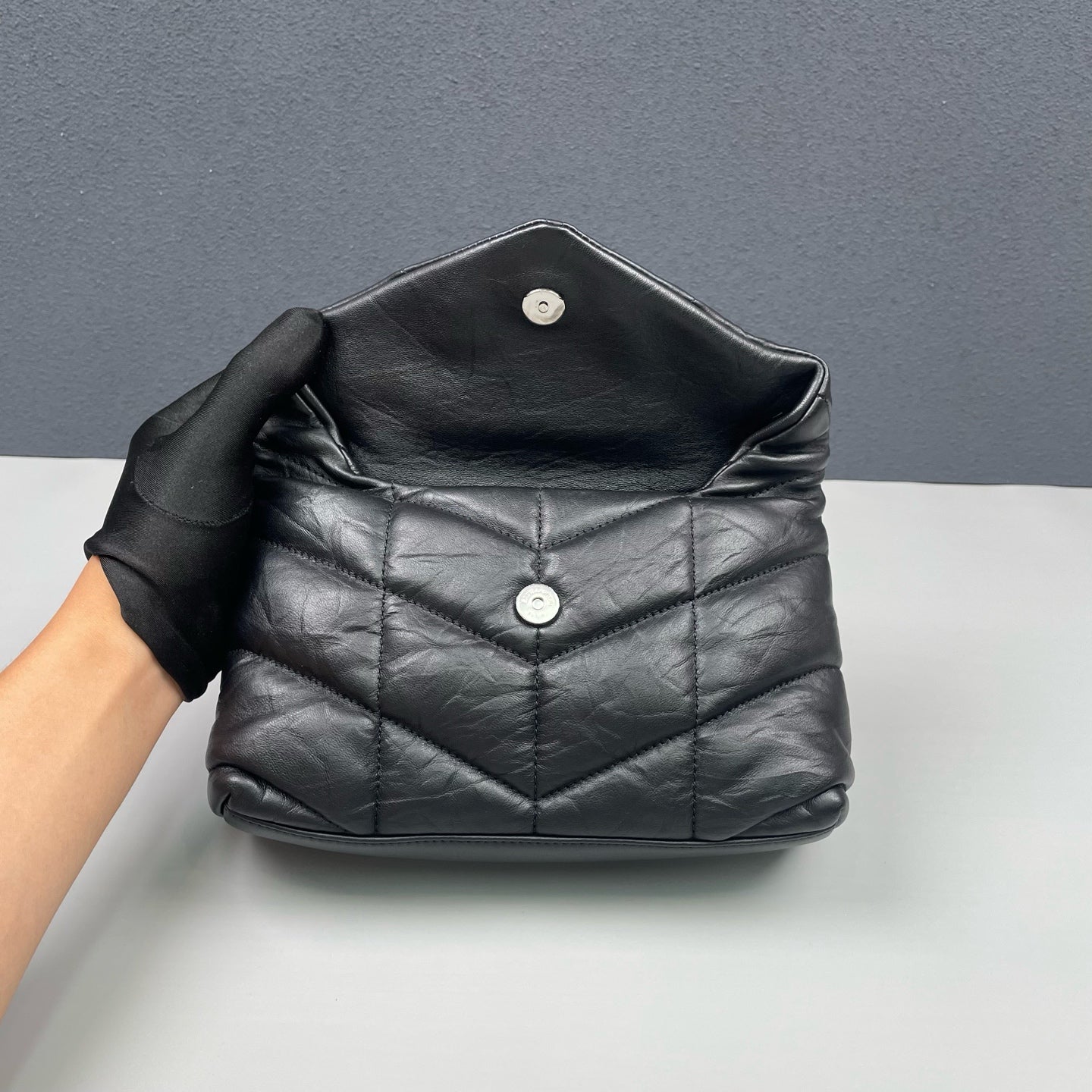 Saint Laurent - Loulou Puffer Mini - Leather - Black - (mini)
