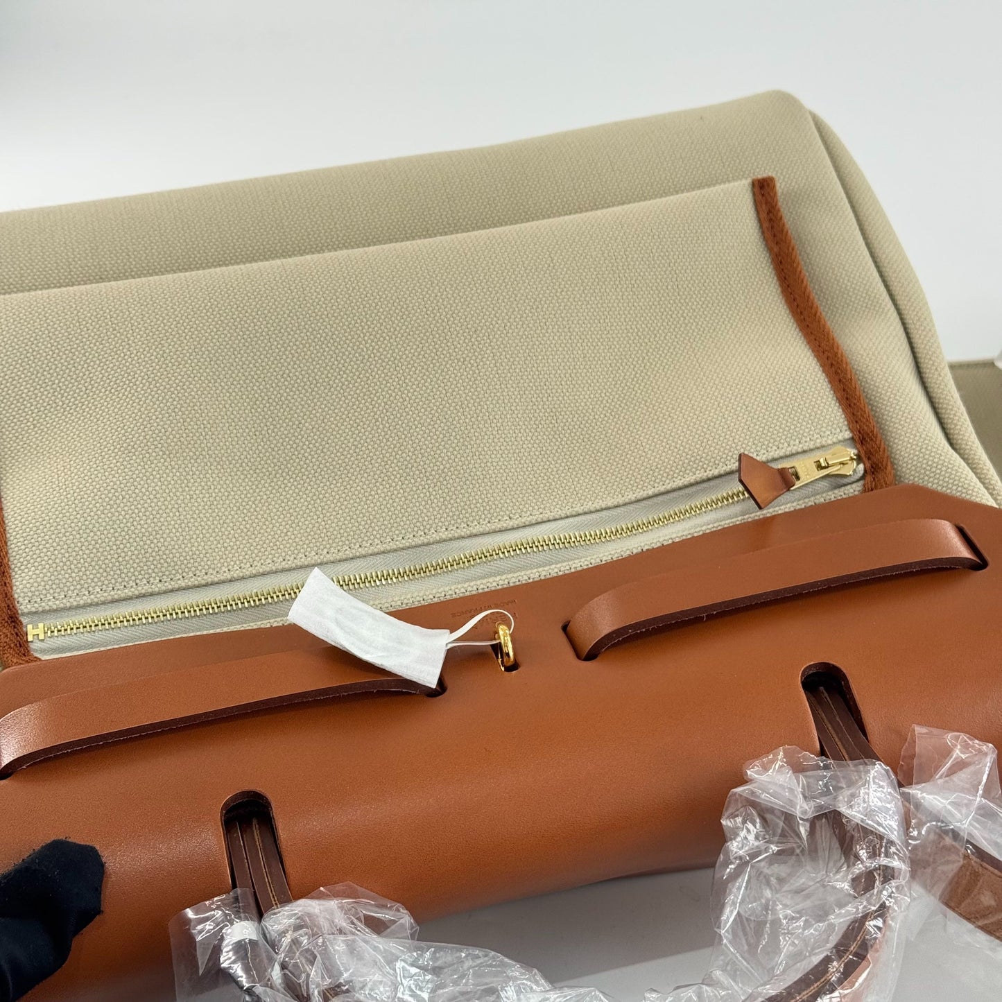 Hermes - Herbag Zip 31 Retourne - Canvas and Leather - Beige and Brown with Gold-Tone Hardware - (Medium)