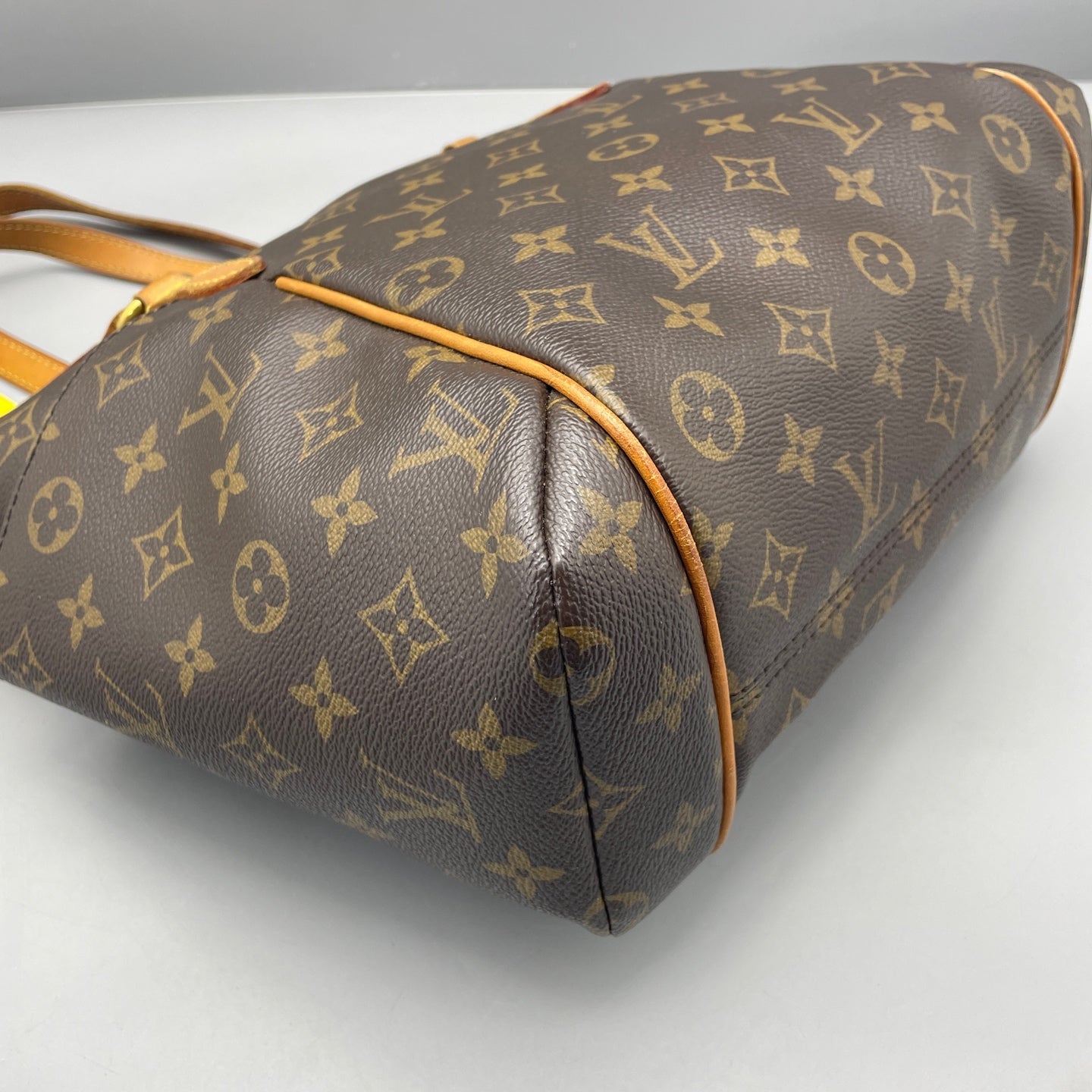 Louis Vuitton - Batignolles Tote - Monogram coated canvas with Vachetta leather trim - Brown - (Small)