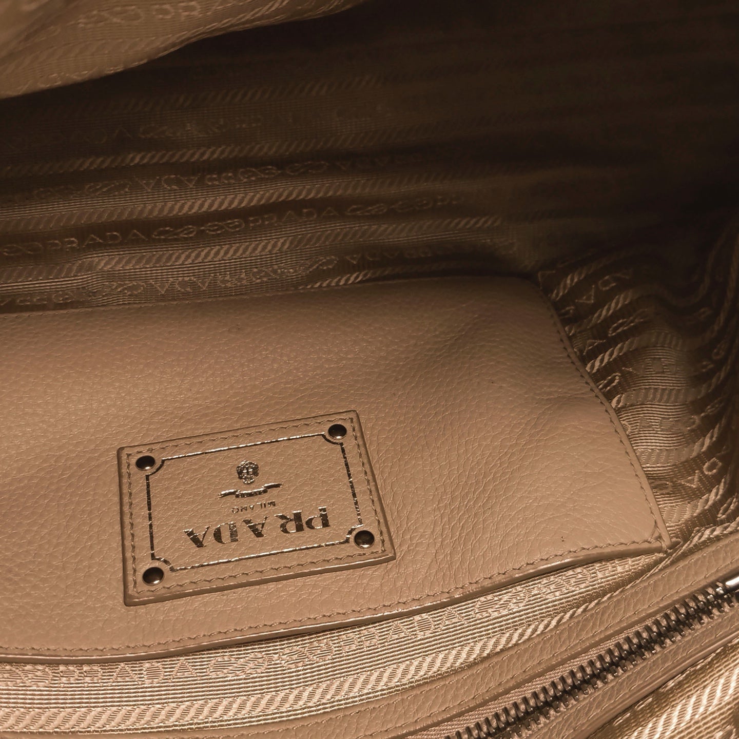Prada - Vitello Daino Satchel - Pebbled leather - Pink - (medium)