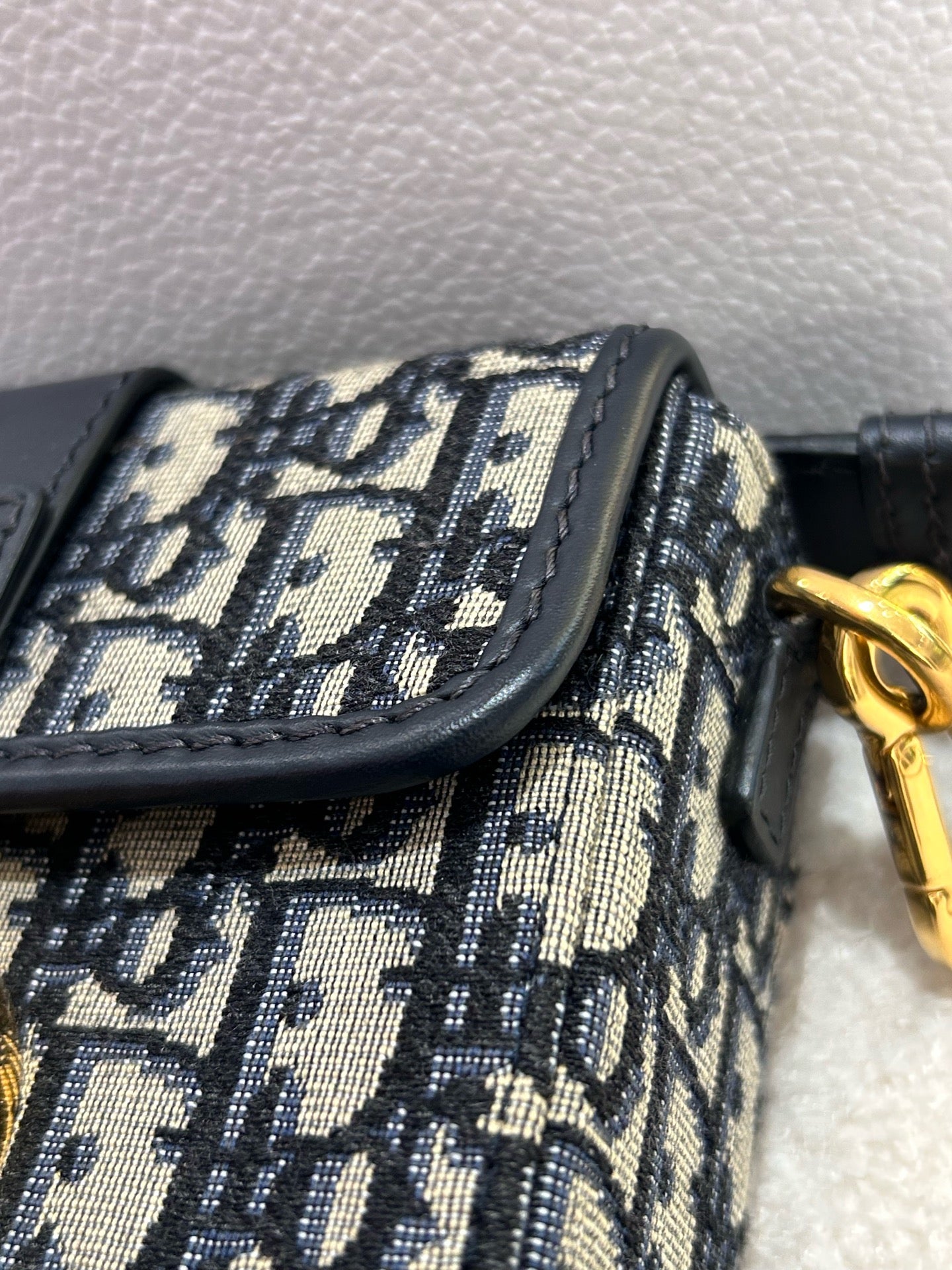 Dior - Montaigne Box Bag - Dior Oblique jacquard canvas with calfskin leather trim - Navy and Beige with Gold-Tone Hardware - (mini)