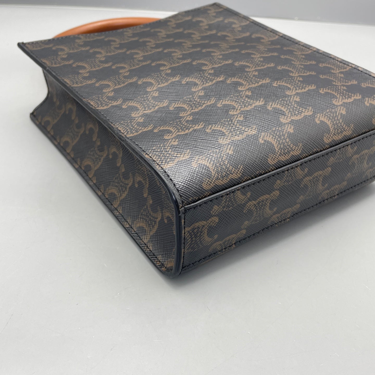 Celine - Mini Vertical Cabas Triomphe - Triomphe coated canvas with calfskin leather trim and handles - Brown - (mini)