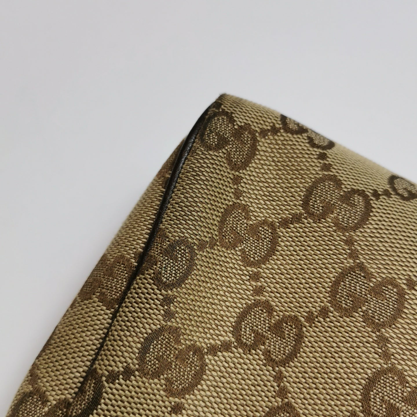 Gucci - Monogram Canvas Baguette Shoulder Bag - Canvas and Leather - Brown - (small)
