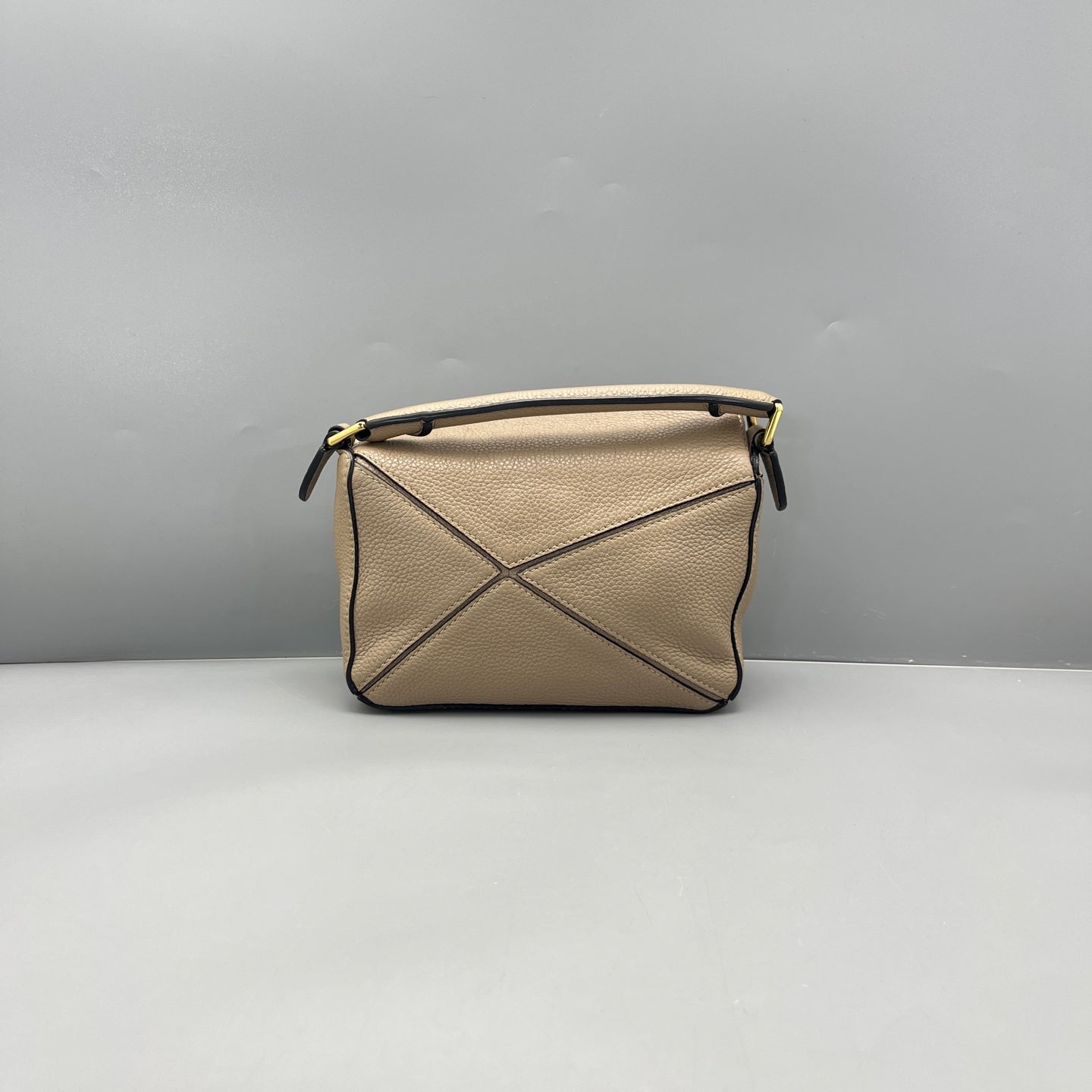 LOEWE - Puzzle Mini Bag - Grained calfskin leather - Beige - (mini)
