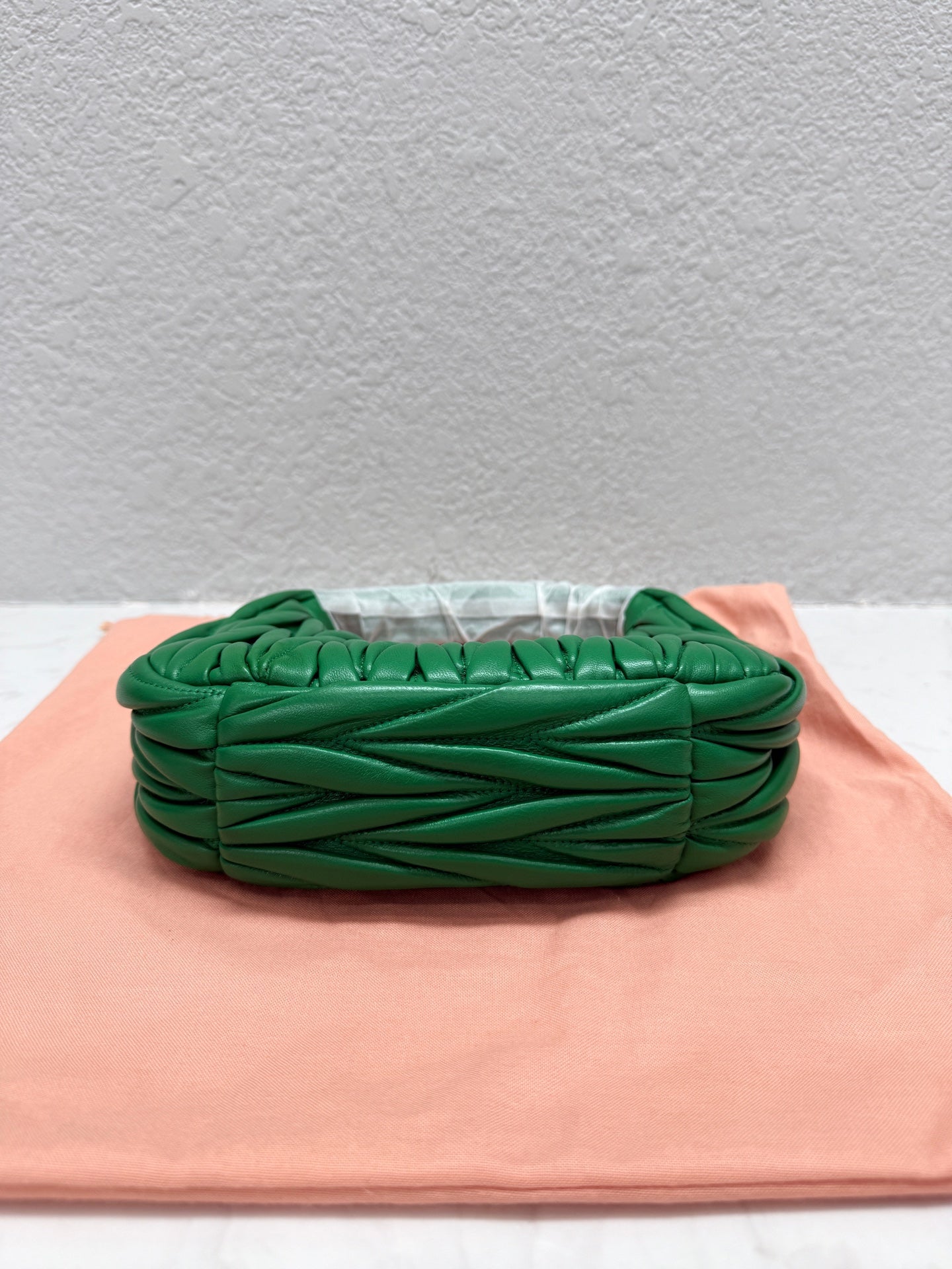 Miu Miu - Wander hobo - Lambskin leather - Green - (Small)