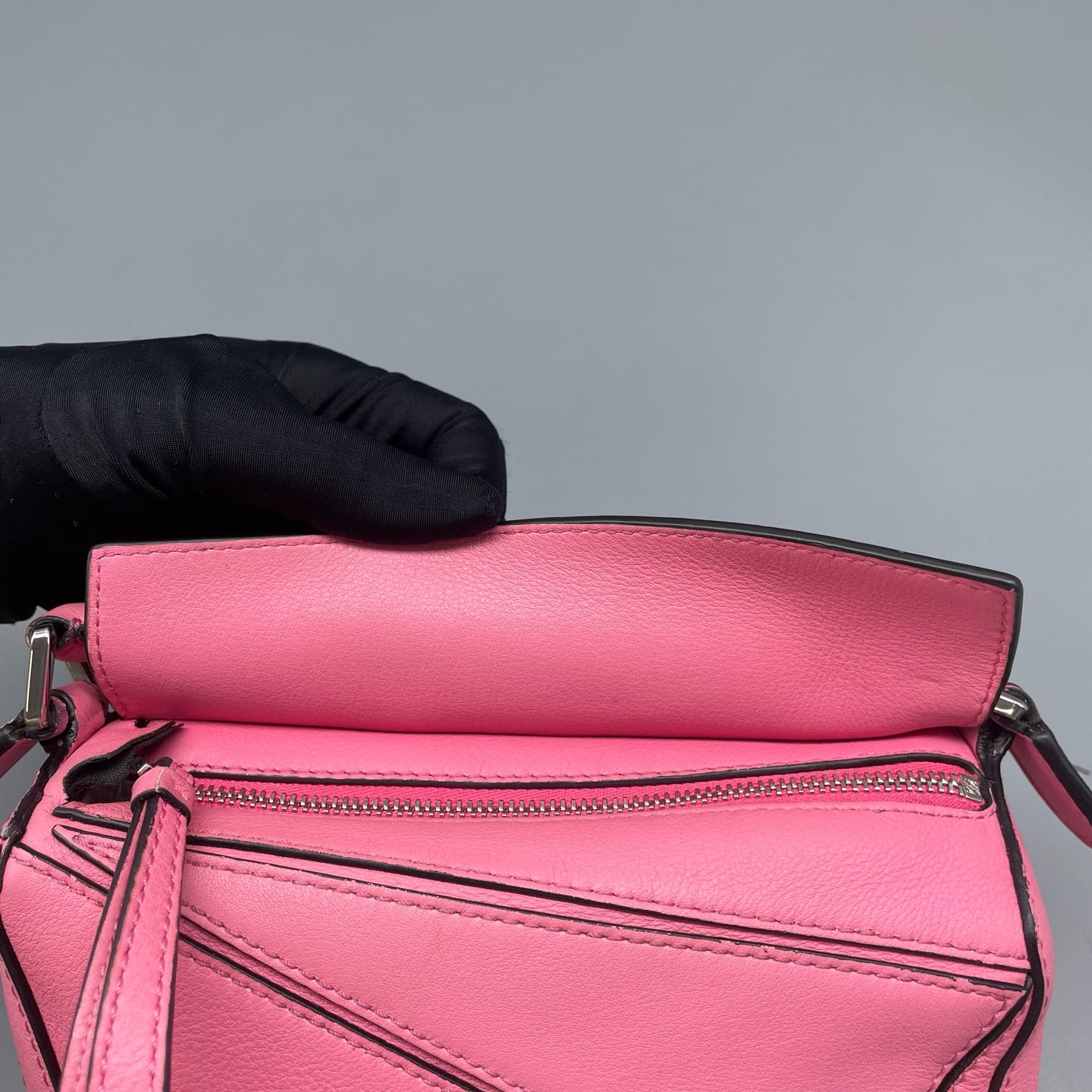 LOEWE - Puzzle Mini Bag - Grained calfskin leather - Pink - (mini)