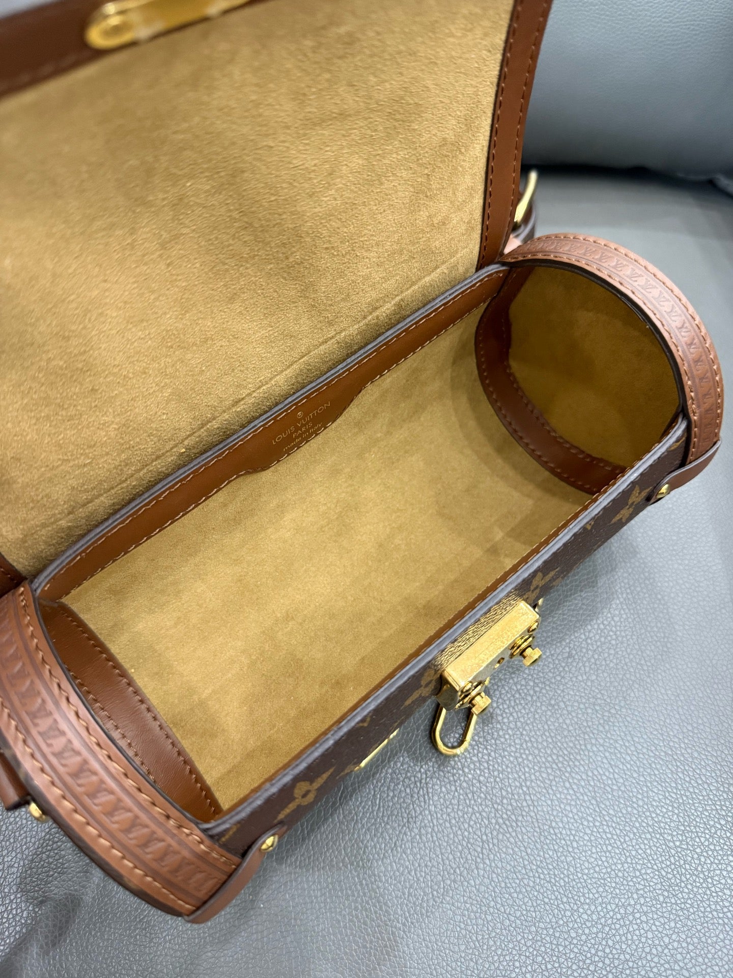 Louis Vuitton - Papillon Trunk - Monogram coated canvas with leather trim - Brown with tan leather and gold-tone hardware - (mini)
