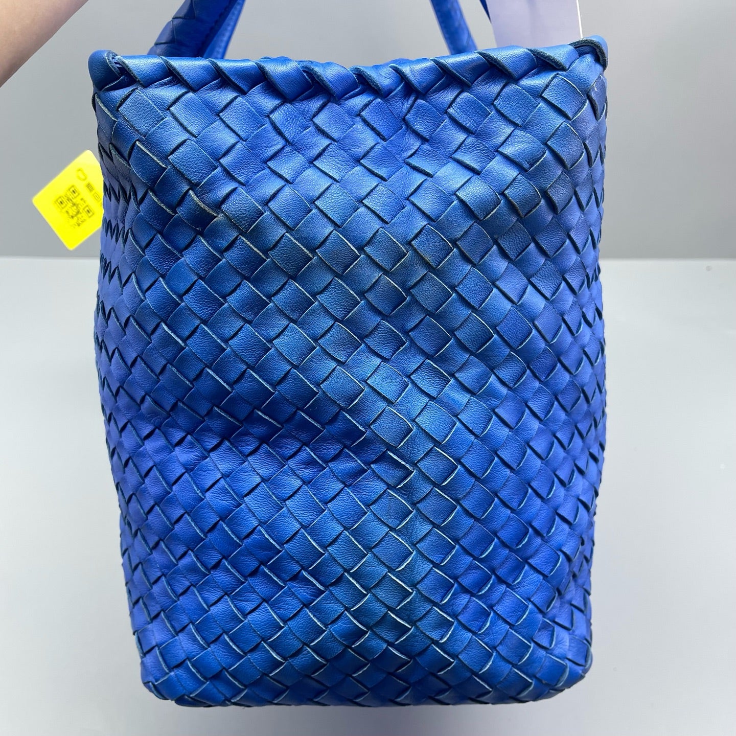 Bottega Veneta - Intrecciato Woven Top Handle Tote - Leather - Blue - (medium)